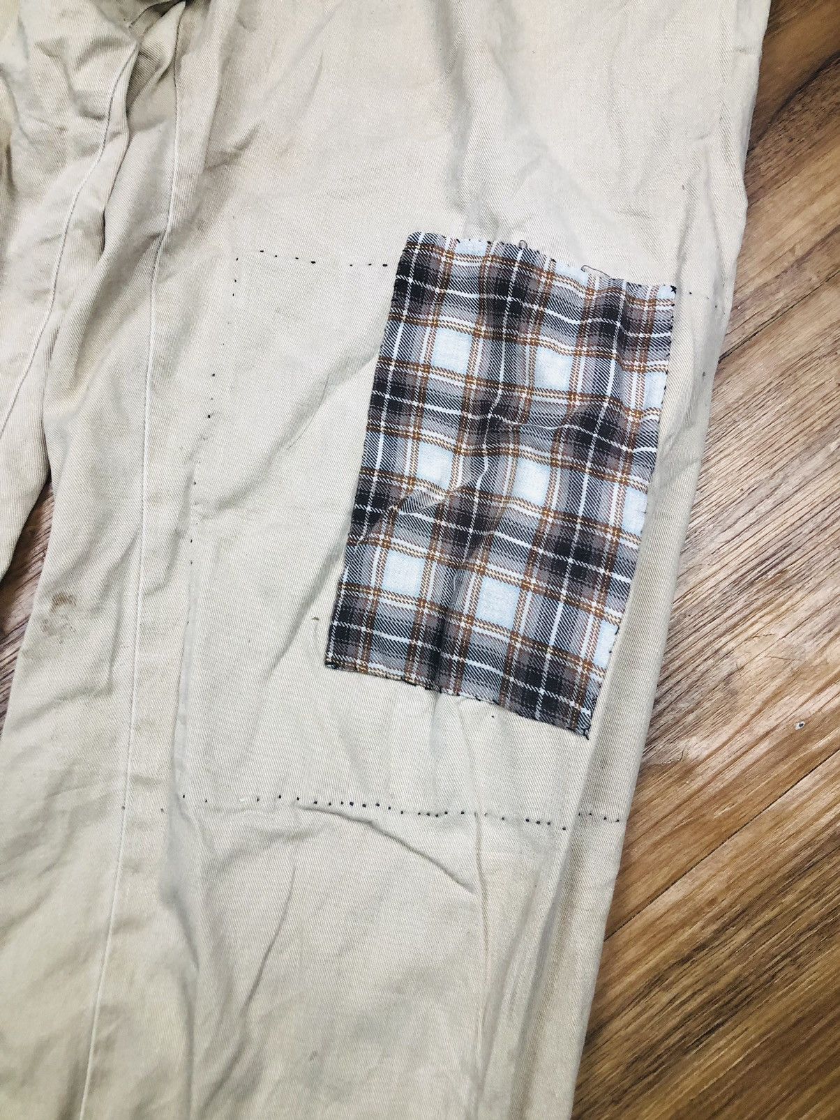 Hanes Unique Hanes Khaki Patchwork Pants Distressed (37) Size US 35 - 5 Thumbnail
