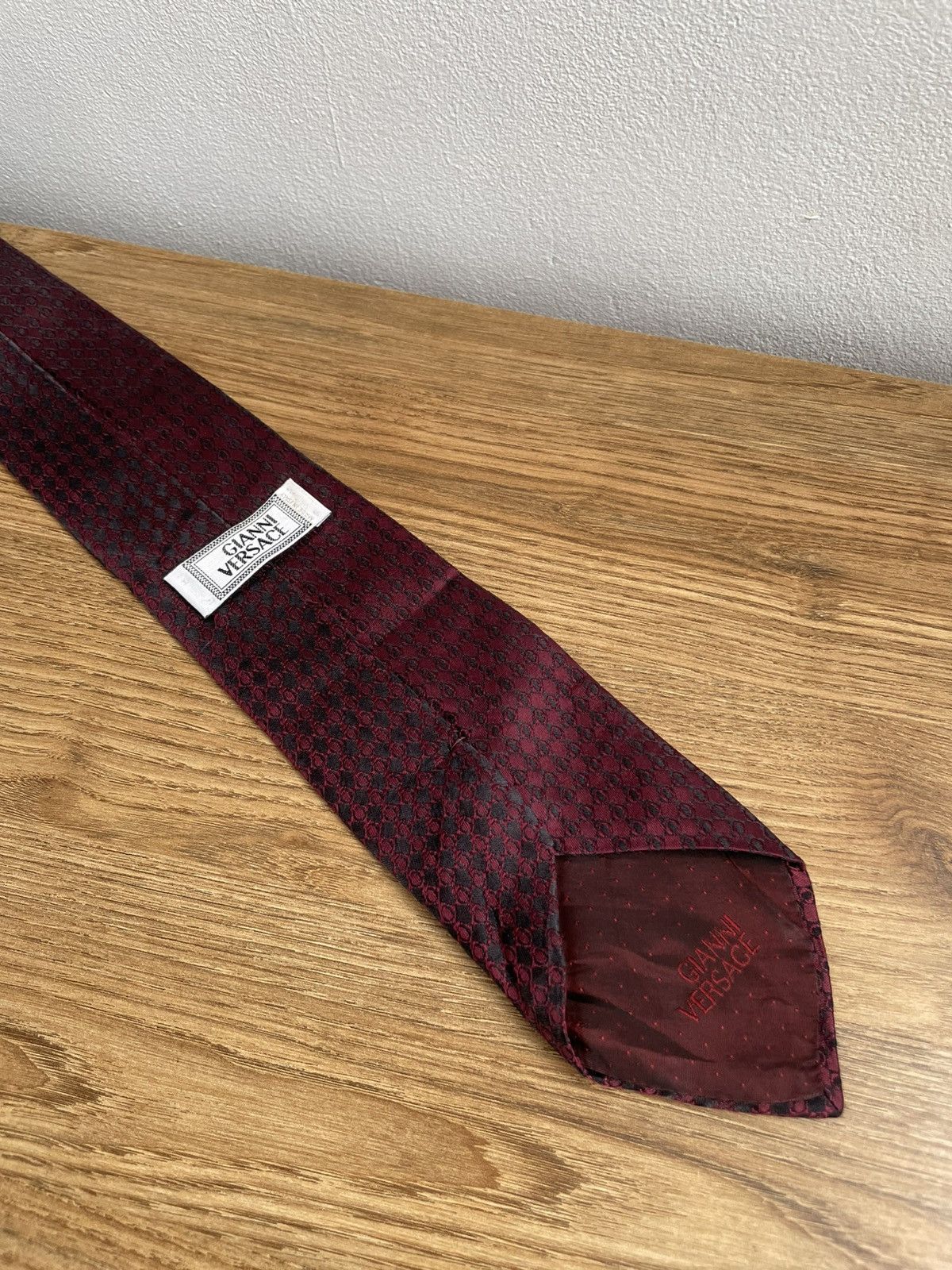 Versace Rare Gianni Versace Vintage 90s Medusa Logo 100% Silk Tie Size ONE SIZE - 3 Thumbnail