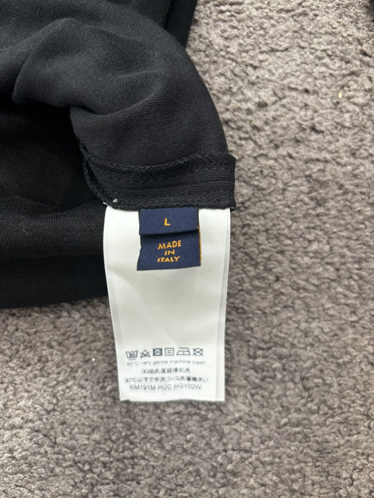 Louis Vuitton Louis Vuitton "Long Sleeve High Neck Cut and Sew Size US L / EU 52-54 / 3 - 3 Thumbnail