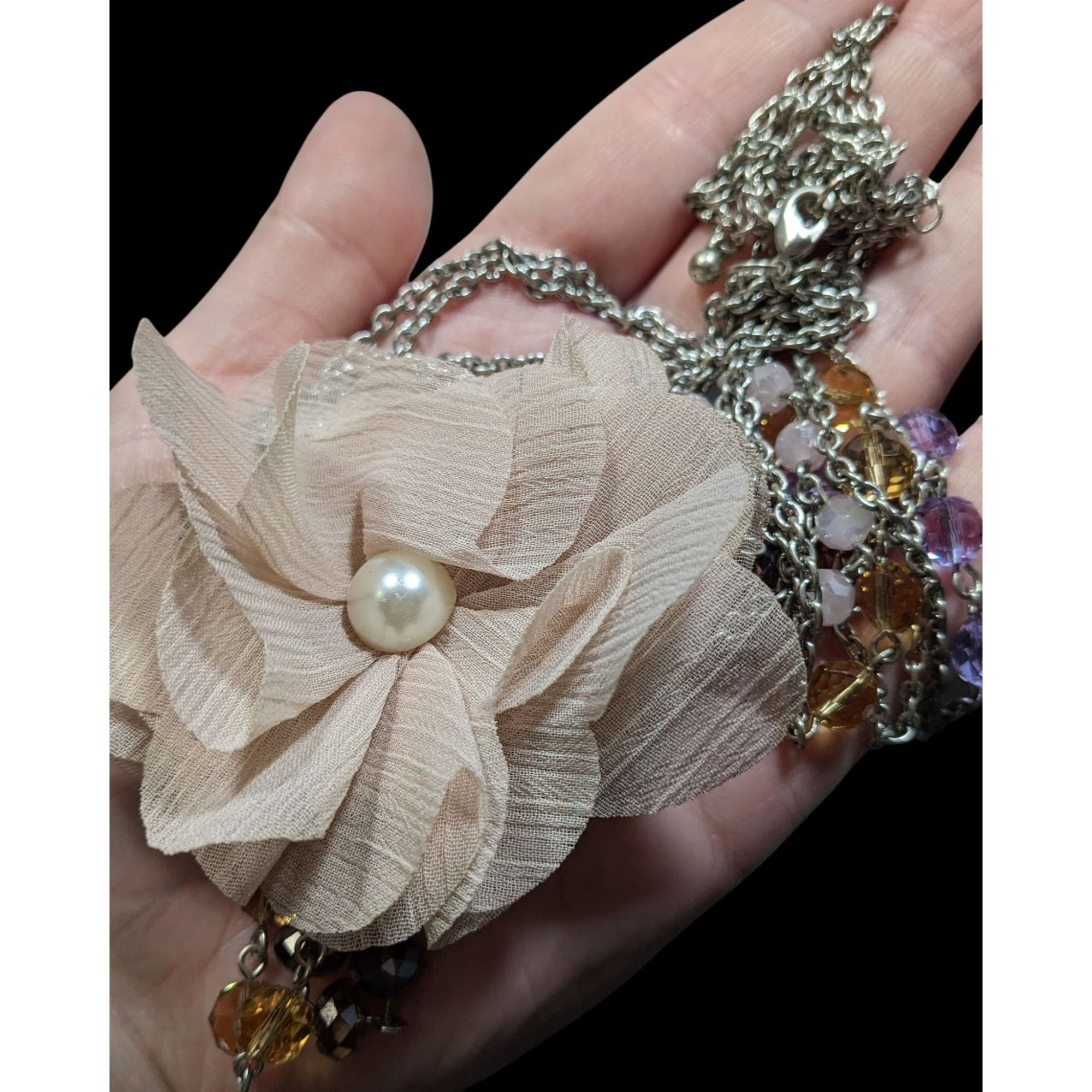 Other Vintage Floral Statement Necklace With Faceted Glass Beaded Size ONE SIZE - 3 Thumbnail