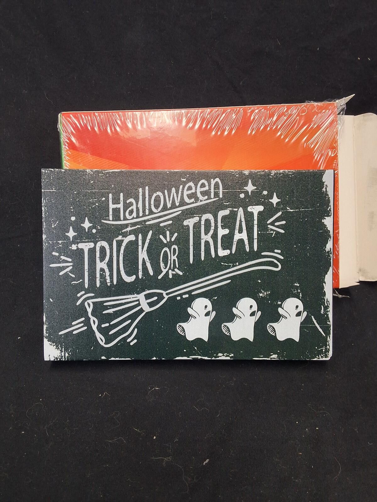 The Unbranded Brand Halloween Trick or Treat Decorative Sign - Festive Fun! Size ONE SIZE - 1 Thumbnail