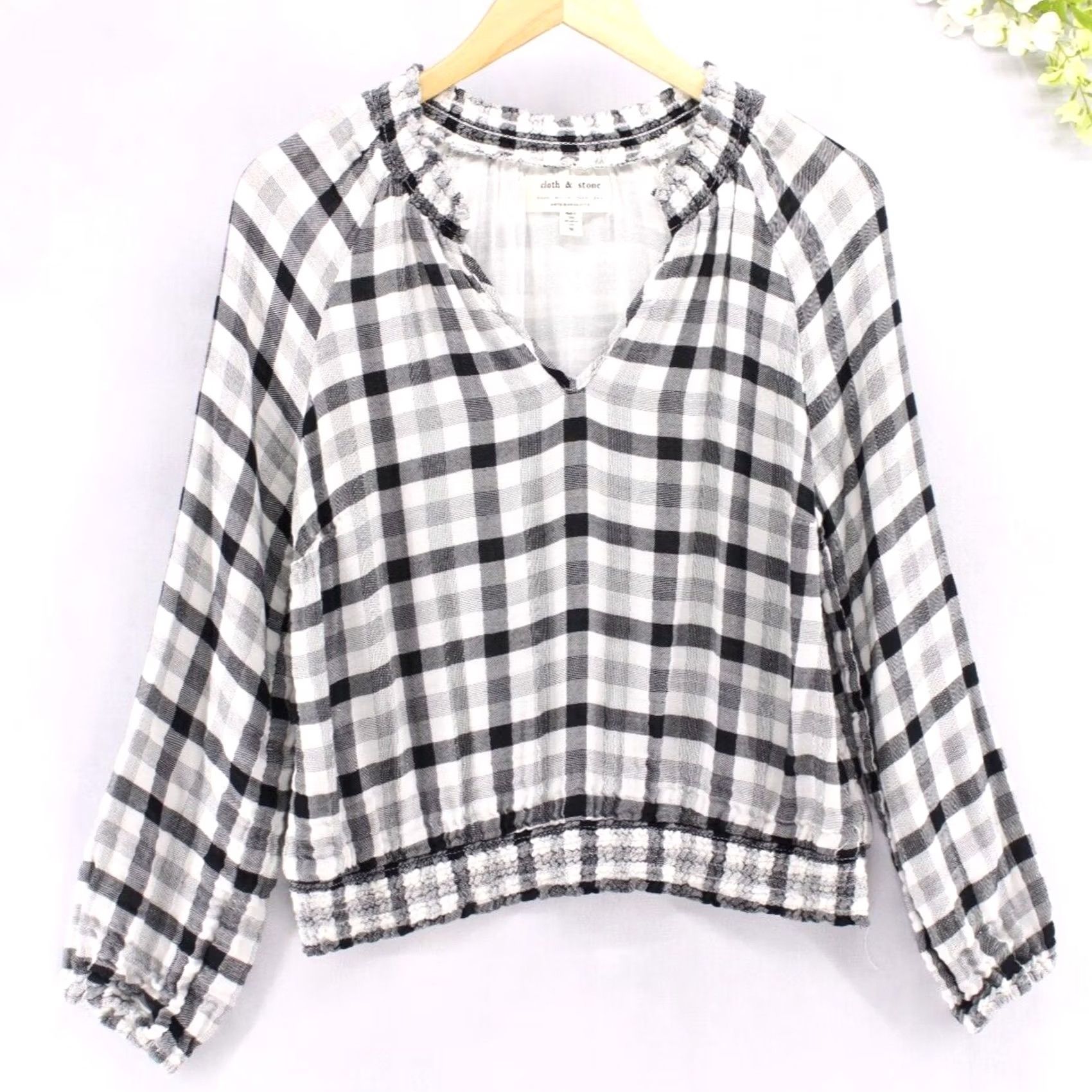 Anthropologie Cloth & Stone Blouse Women's Sara Top Plaid V-Neck Long Sleeve Pullover Multicolor M Size M / US 6-8 / IT 42-44 - 2 Thumbnail