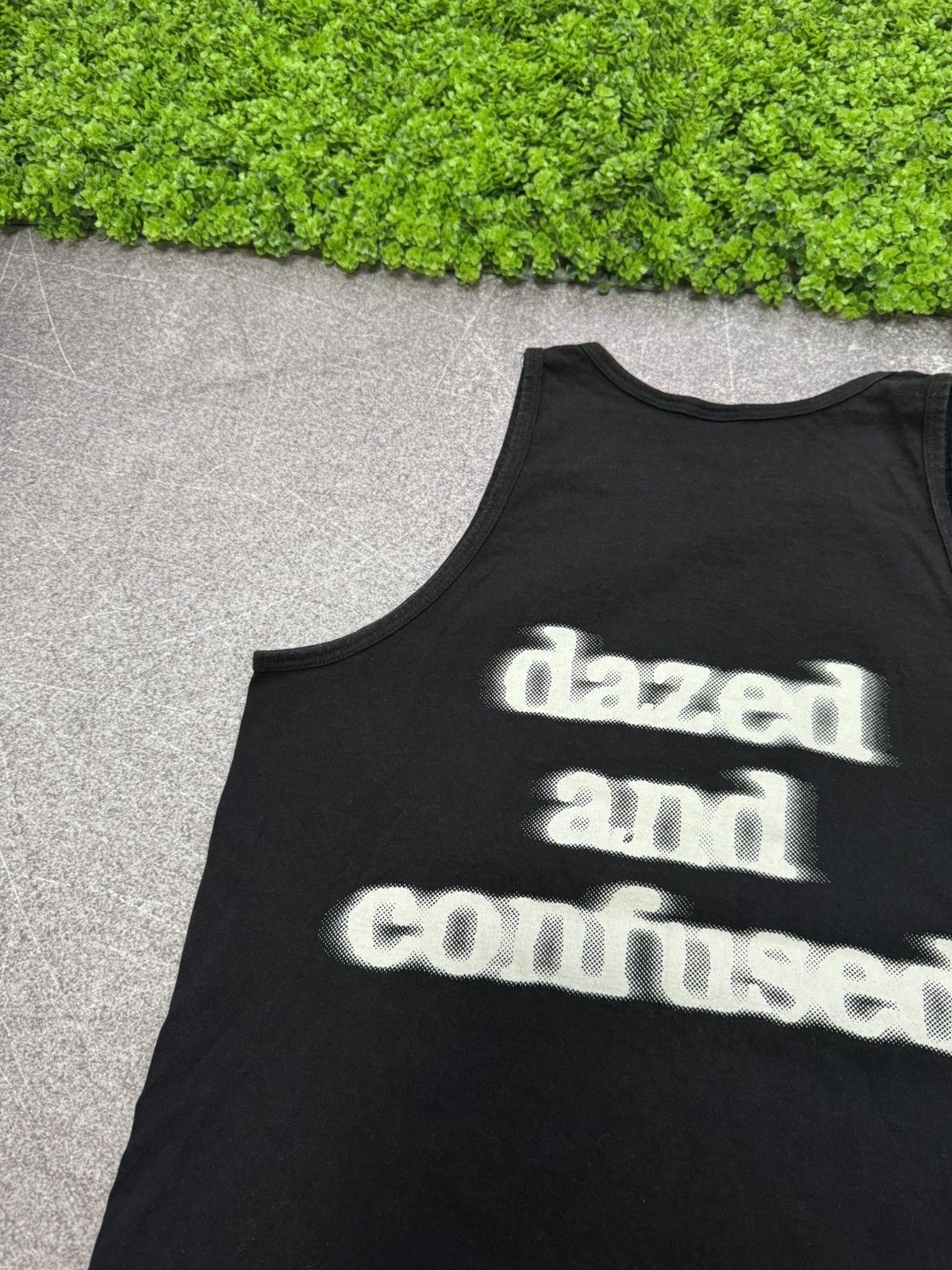 Vintage Vintage I Survived Montu Dased And Confused 90s Shirt Size US L / EU 52-54 / 3 - 16 Thumbnail