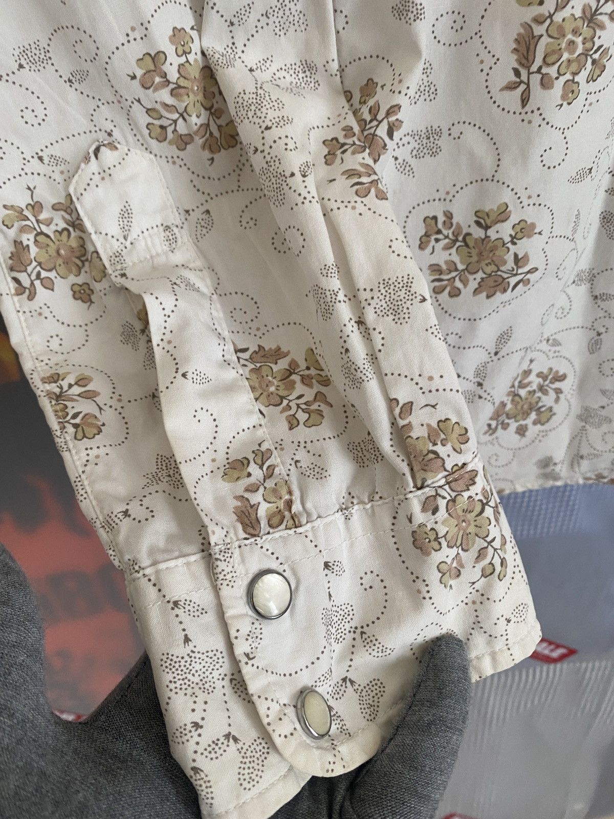 Japanese Brand Smith American Western Floral Overprint L/S Shirt Slim Fit Size US S / EU 44-46 / 1 - 6 Thumbnail