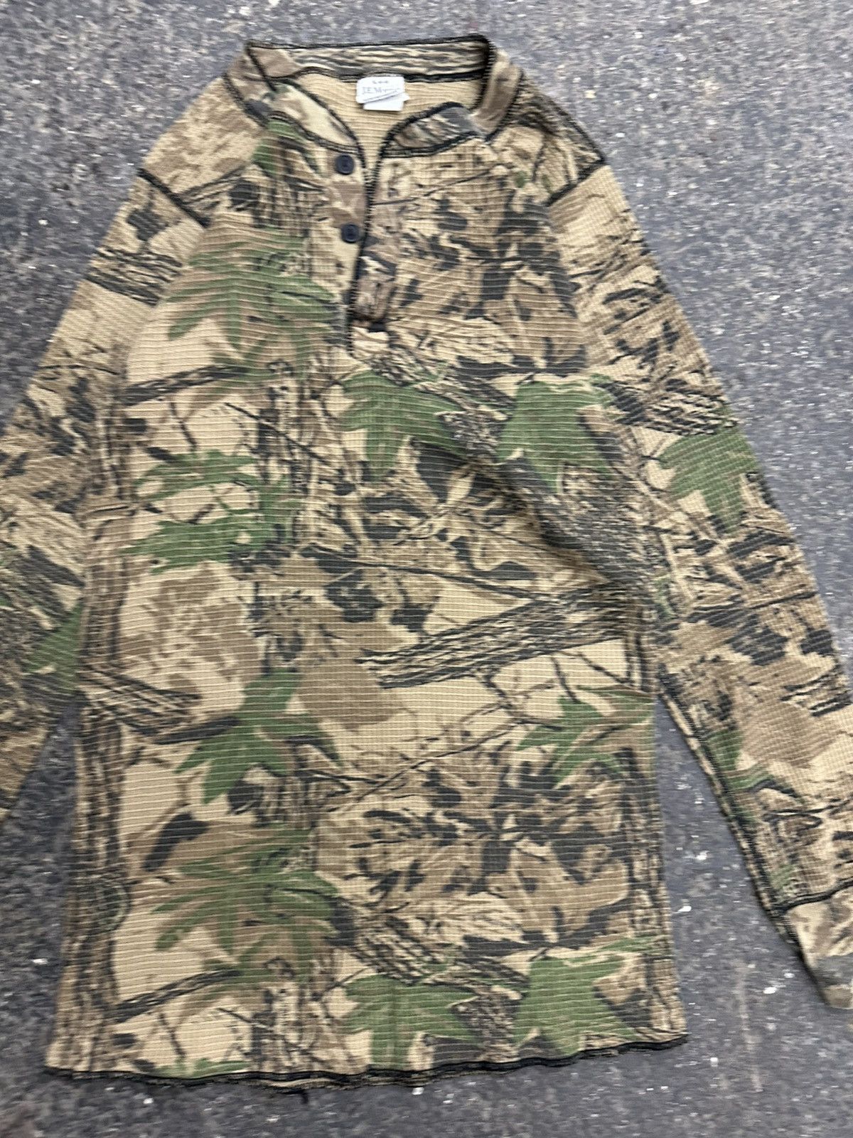 Vintage Vintage camo Henley long sleeve Size US S / EU 44-46 / 1 - 4 Thumbnail