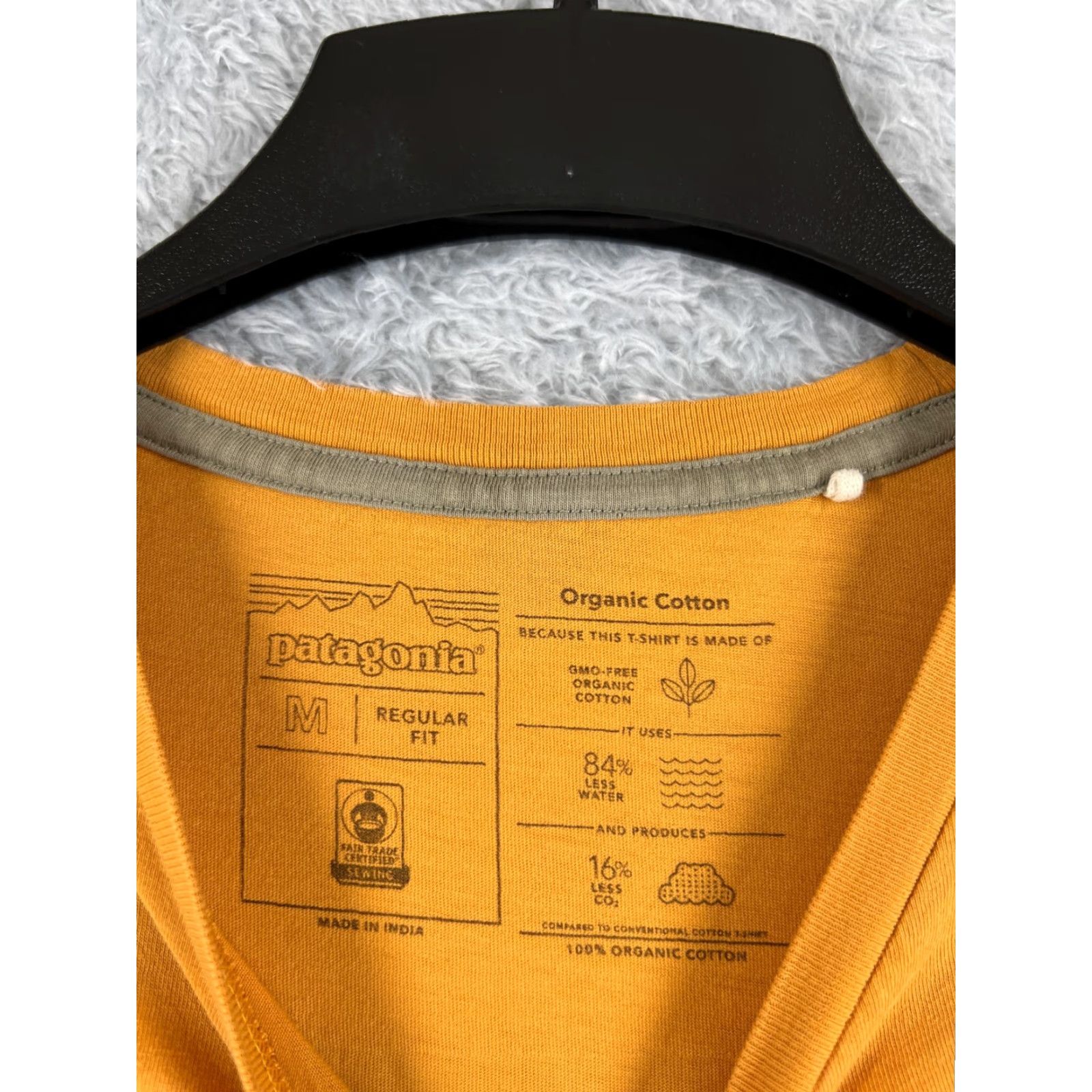 Patagonia Patagonia Shirt Men Adult Medium Orange Cotton P-6 Mission Organic Logo T-Shirt Jersey Read All Seasons Breatherble Crew Neck Short Sleeve Vintage No Size US M / EU 48-50 / 2 - 7 Thumbnail
