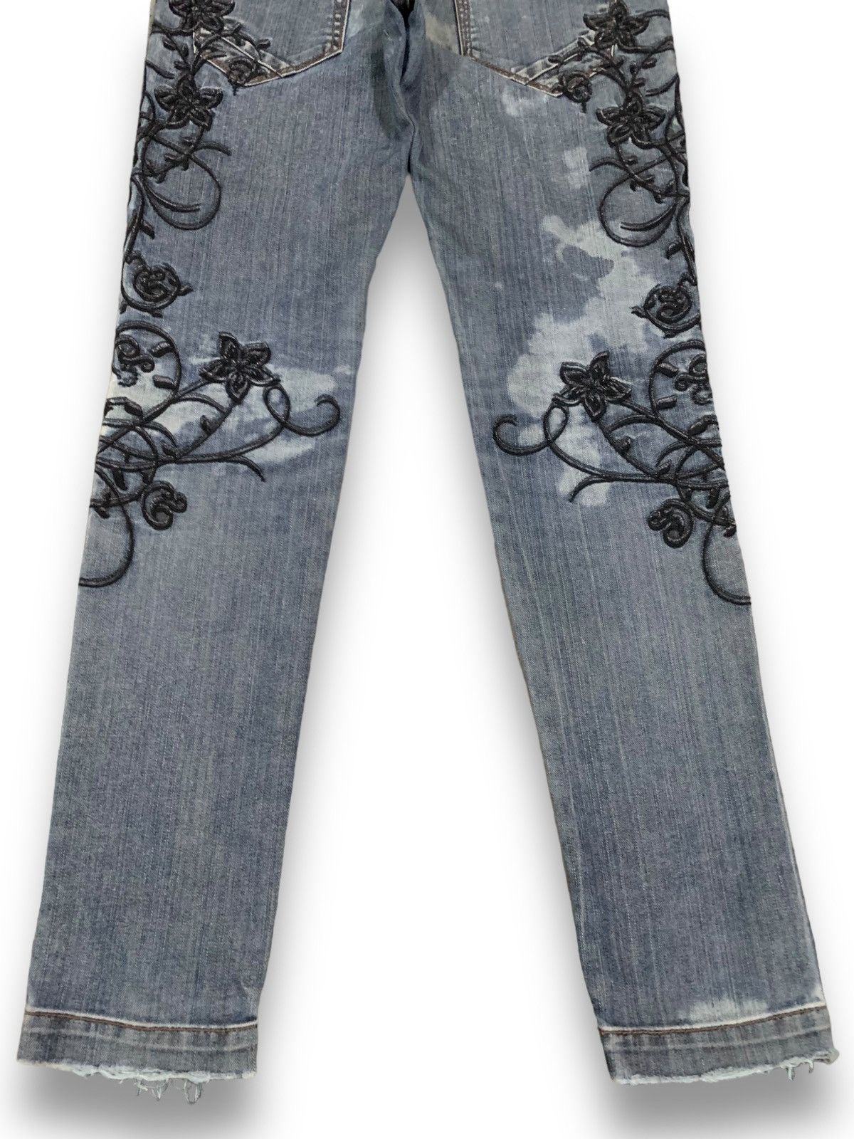 Bray Steve Alan Bray Steve Alan Embroidered Acid Wash Low Rise Skinny Jeans Size US 30 / EU 46 - 14 Thumbnail