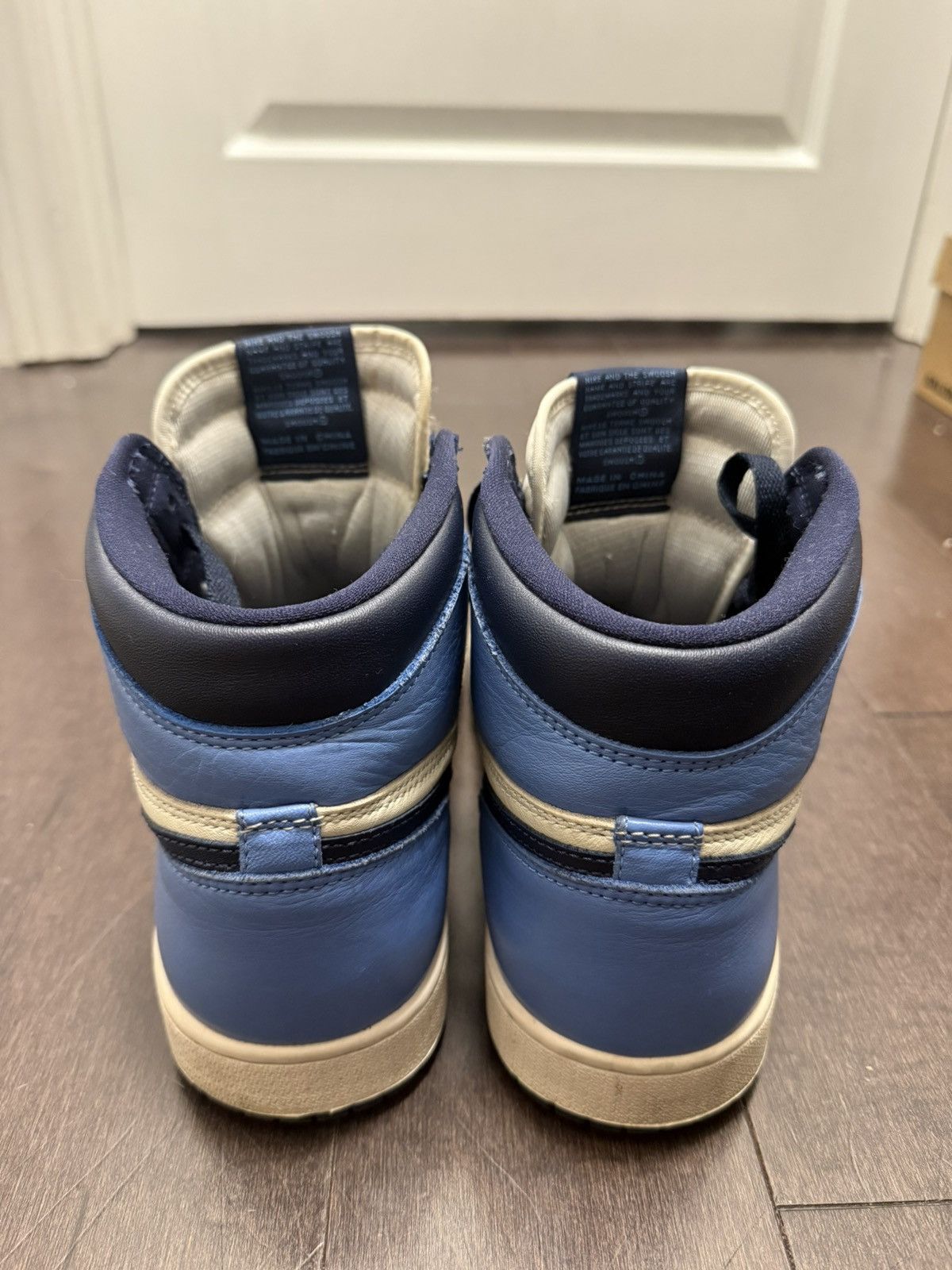 Jordan Brand Air Jordan 1 Obsidian Size US 9 / EU 42 - 7 Thumbnail