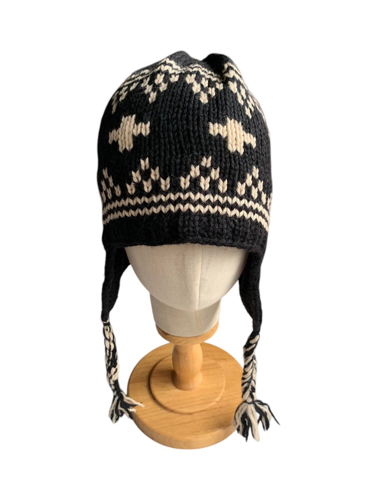 Japanese Brand LACOSTE EARFLAP KNITTED RARE WINTER SESSIONS BEANIE HATS Size ONE SIZE - 3 Thumbnail