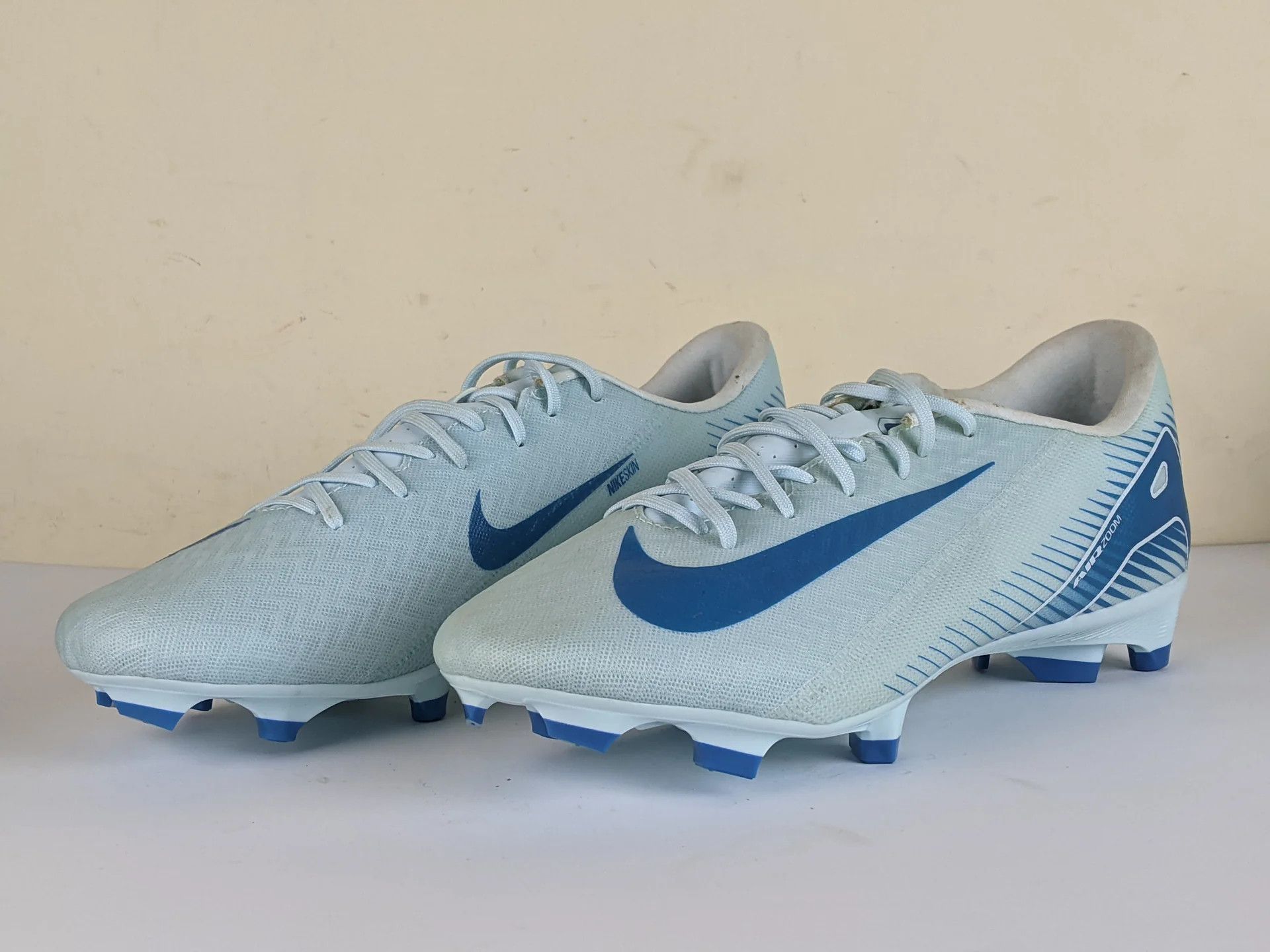 Nike Nike Air Zoom Mercurial Vapor 16 Academy MG Mad Ambition Size US 10.5 / EU 43-44 - 2 Thumbnail