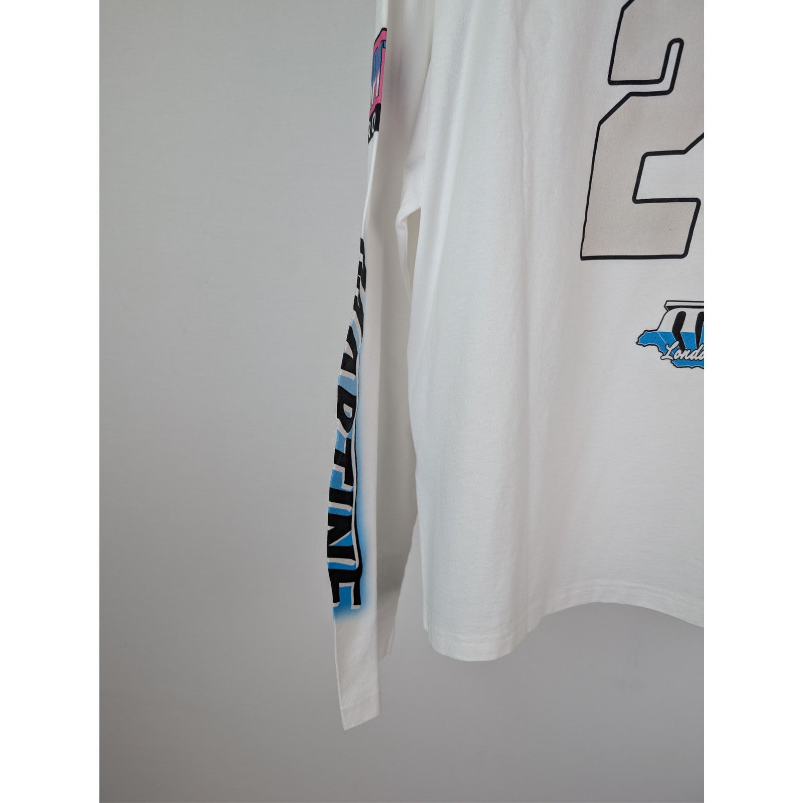 Martine Rose o1rshd1 Funnel Neck Long-Sleeve T-Shirt in White Size US XL / EU 56 / 4 - 14 Thumbnail