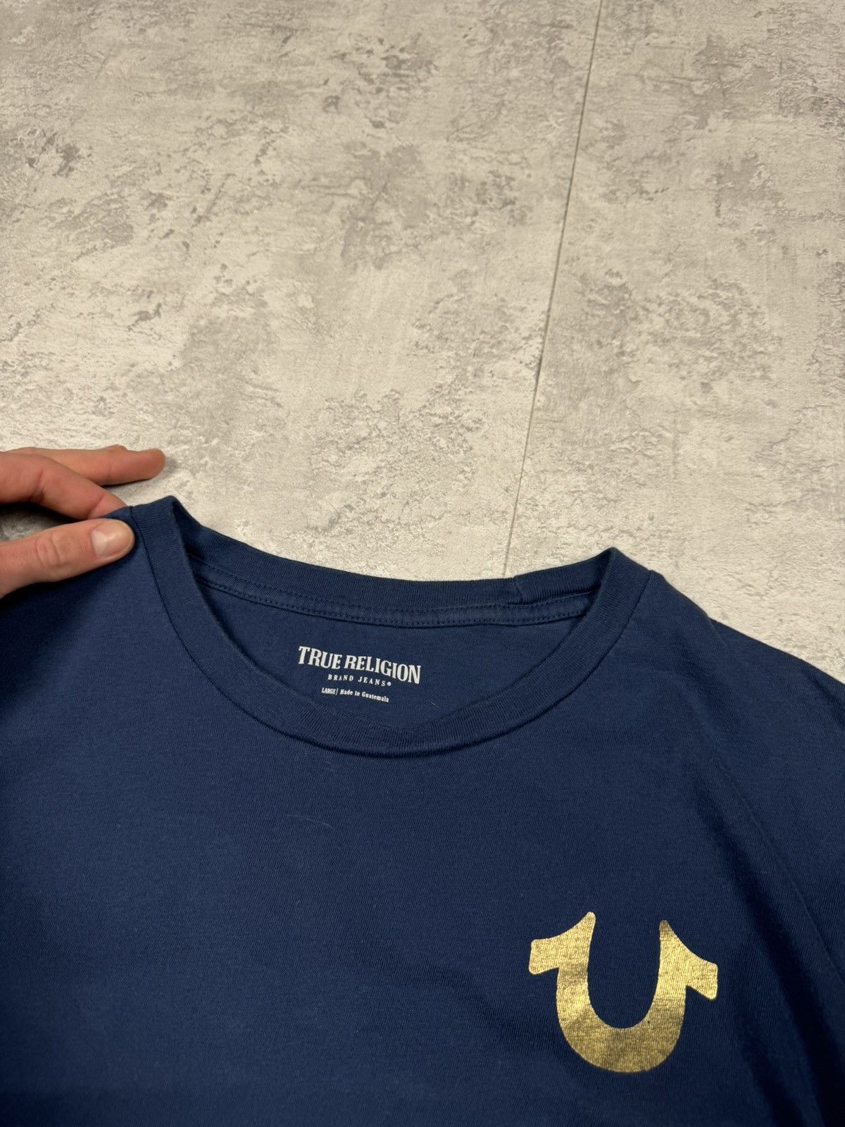 True Religion True Religion Blue T Shirt Big Gold Logo Size L Size US L / EU 52-54 / 3 - 9 Thumbnail