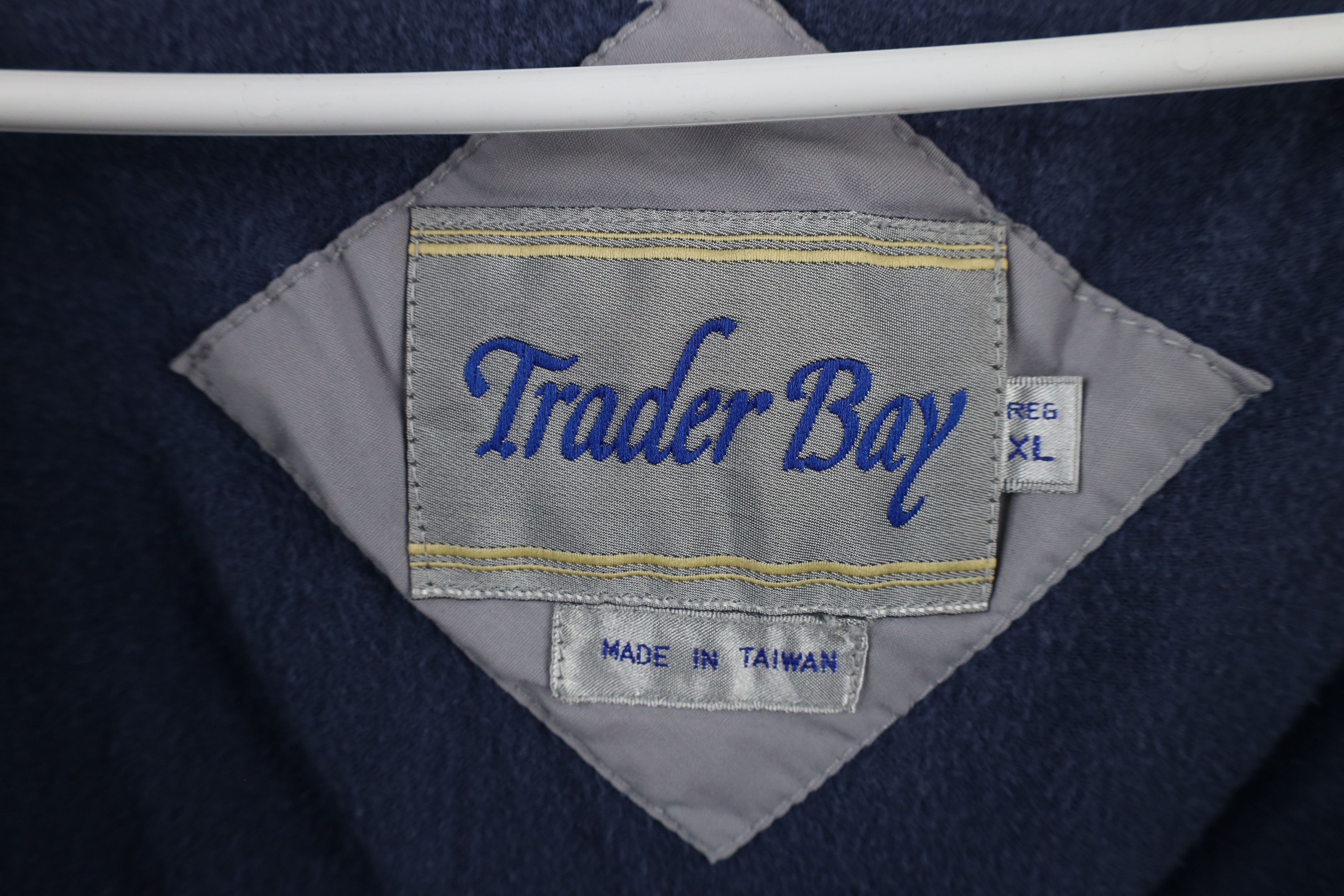 Vintage Vintage 90s Streetwear Cloth Lined Puffer Bomber Jacket Size US XL / EU 56 / 4 - 9 Thumbnail