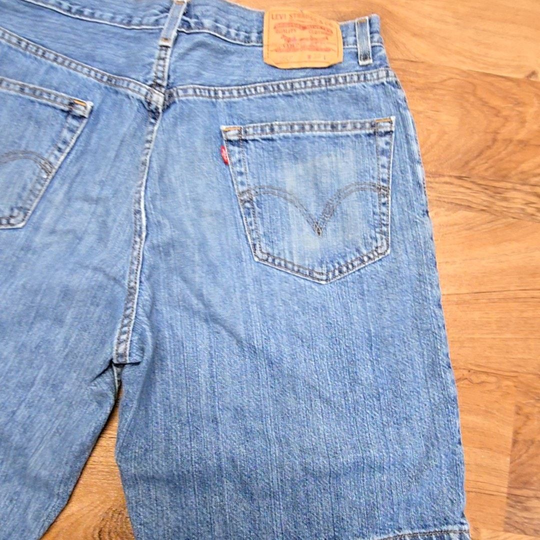 Levi's Vintage Levi's 550 Denim Shorts Blue Distressed 34 Size US 34 / EU 50 - 3 Thumbnail