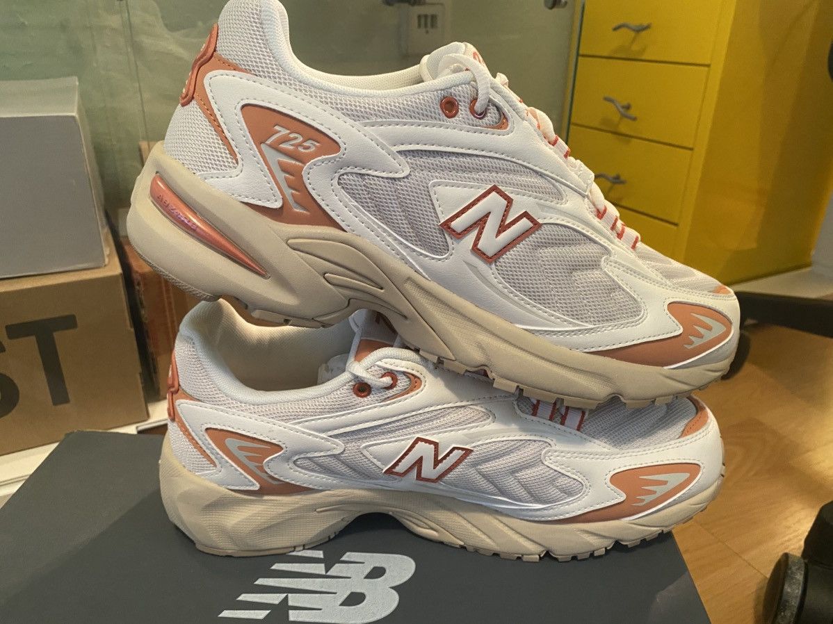New Balance New Balance 725 Size US 11 / EU 44 - 6 Thumbnail