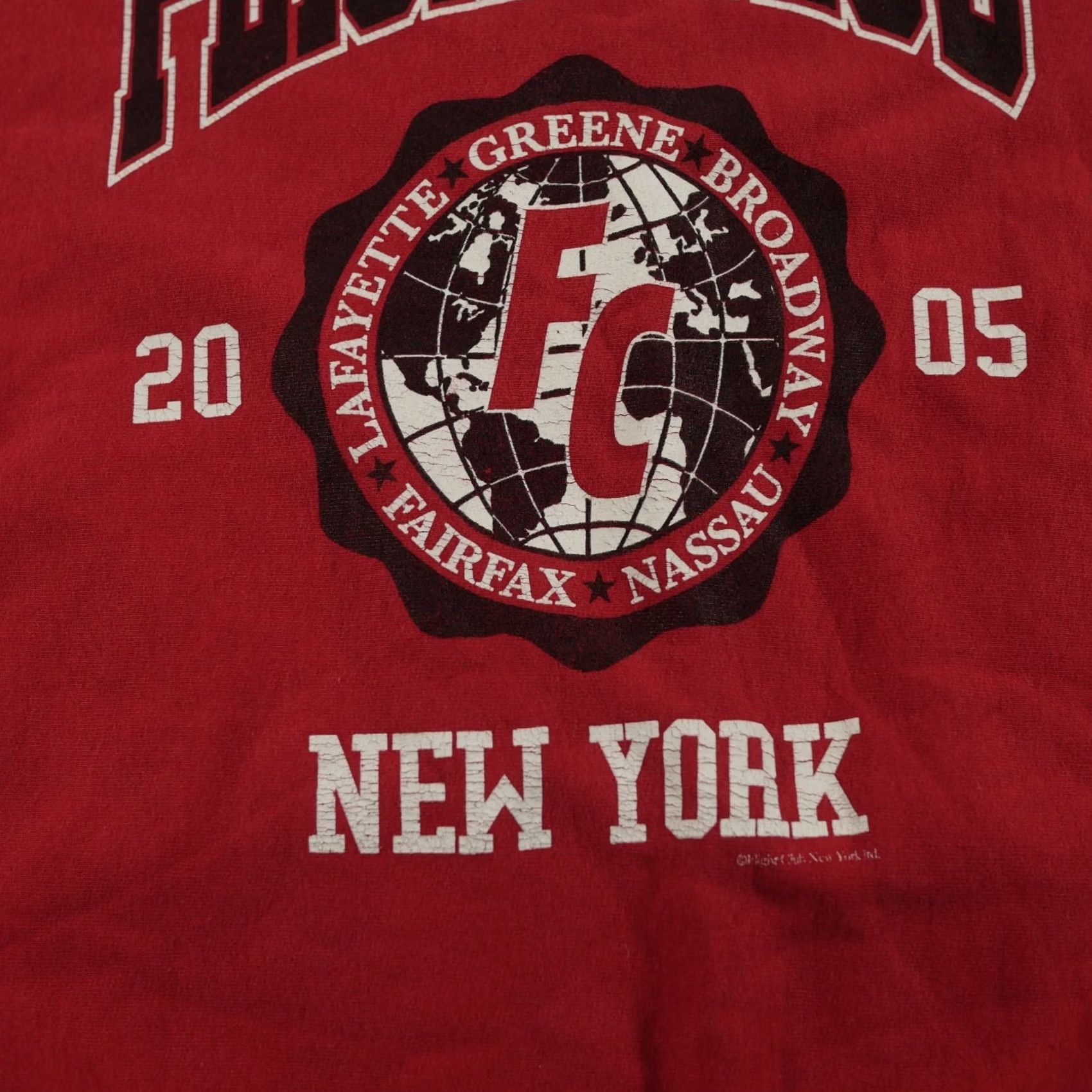 Spell VINTAGE Flight Club Sweatshirt Mens M Red New York Spell Out Crest Pullover FC Size US M / EU 48-50 / 2 - 4 Thumbnail