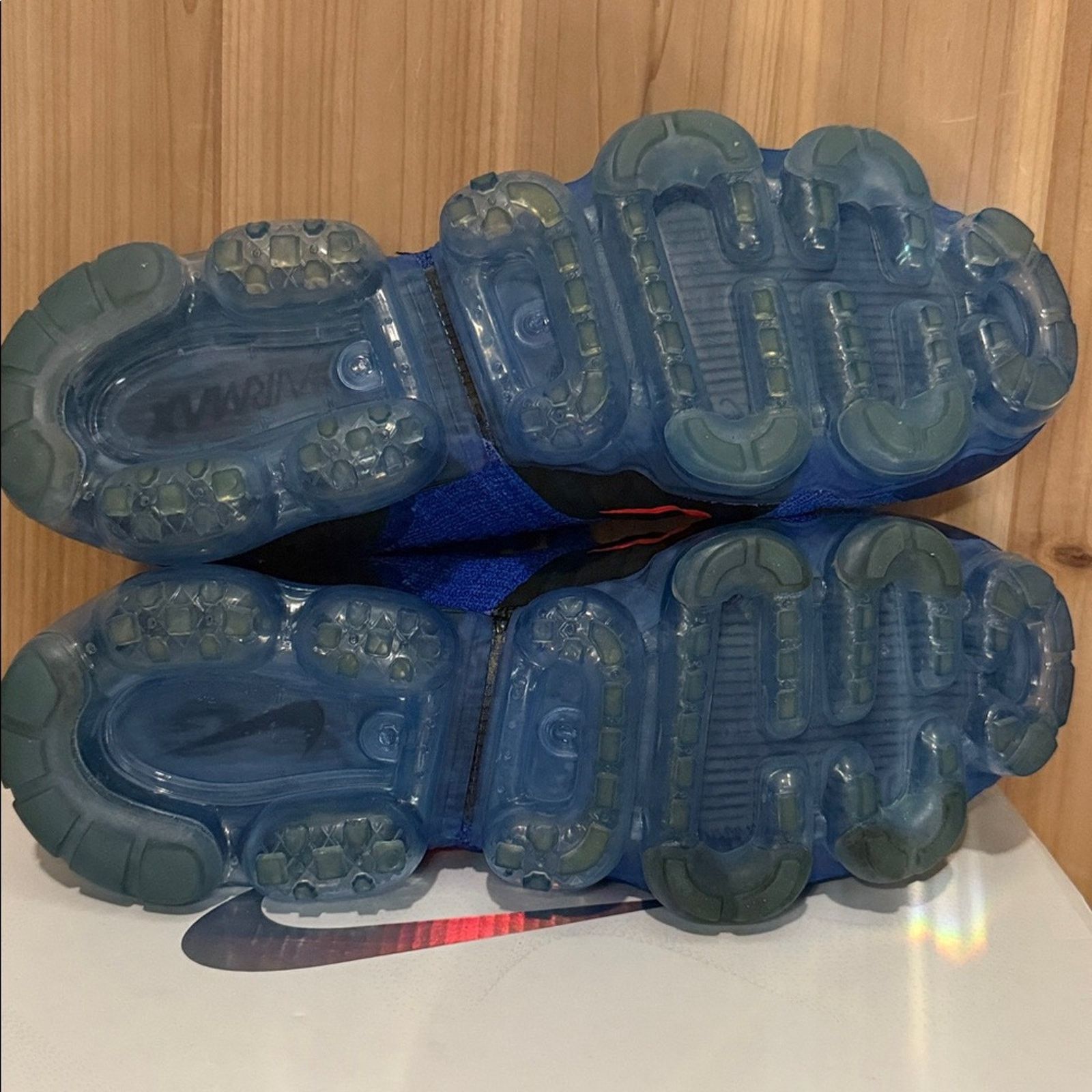 Nike 2017 Nike Air Vapormax Flyknit 2 'Racer Blue Total Crimson' Size US 10 / EU 43 - 7 Thumbnail