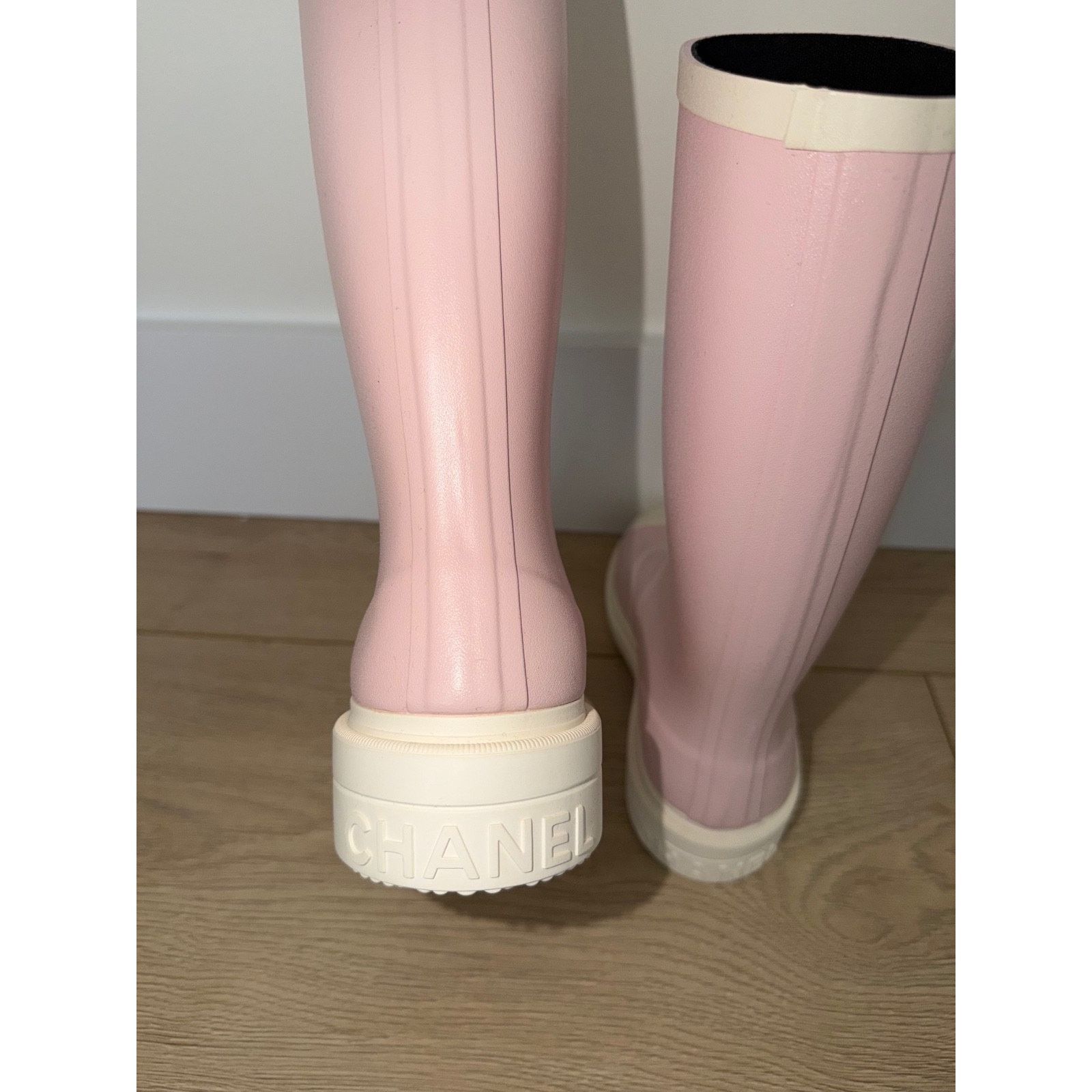 Chanel Chanel Rose Pink White Rubber Rain Boots 38 Size US 8 / IT 38 - 23 Thumbnail