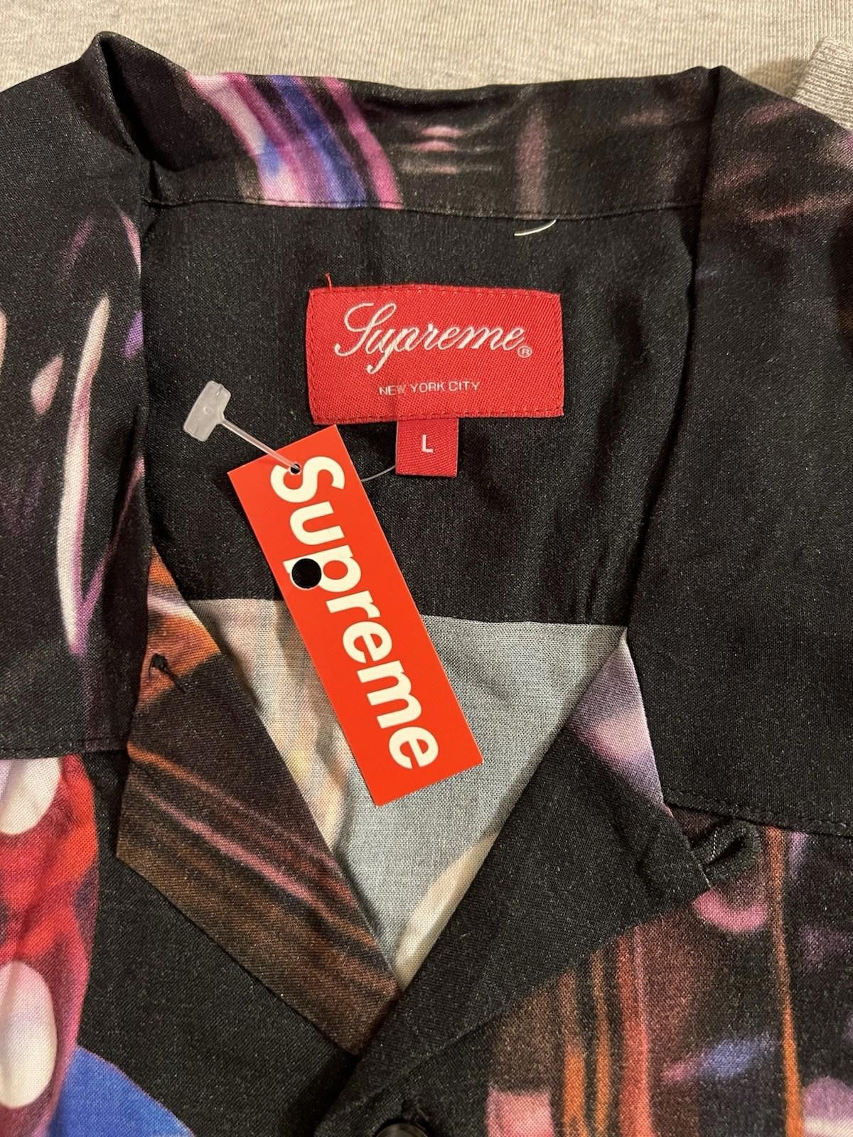 Supreme FW18 SUPREME CASINO RAYON SHIRT SHORT SLEEVE DICE BLACK L Size US L / EU 52-54 / 3 - 9 Thumbnail