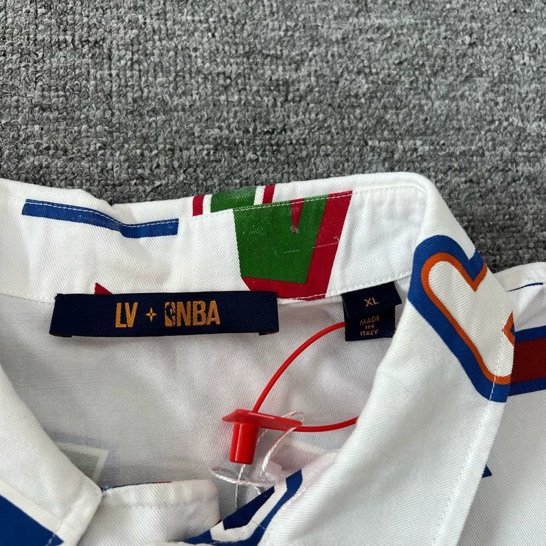 Louis Vuitton Louis Vuitton NBA Printed Short Sleeve Shirt-2506 Size XL / US 12-14 / IT 48-50 - 4 Thumbnail