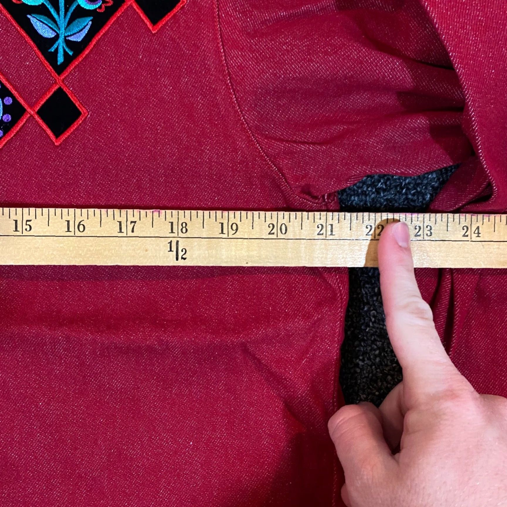 Bob Mackie Bob Mackie Wearable Art Embroidered Button Shirt Shacket Womens Medium Red Denim Shirt Size M / US 6-8 / IT 42-44 - 6 Thumbnail