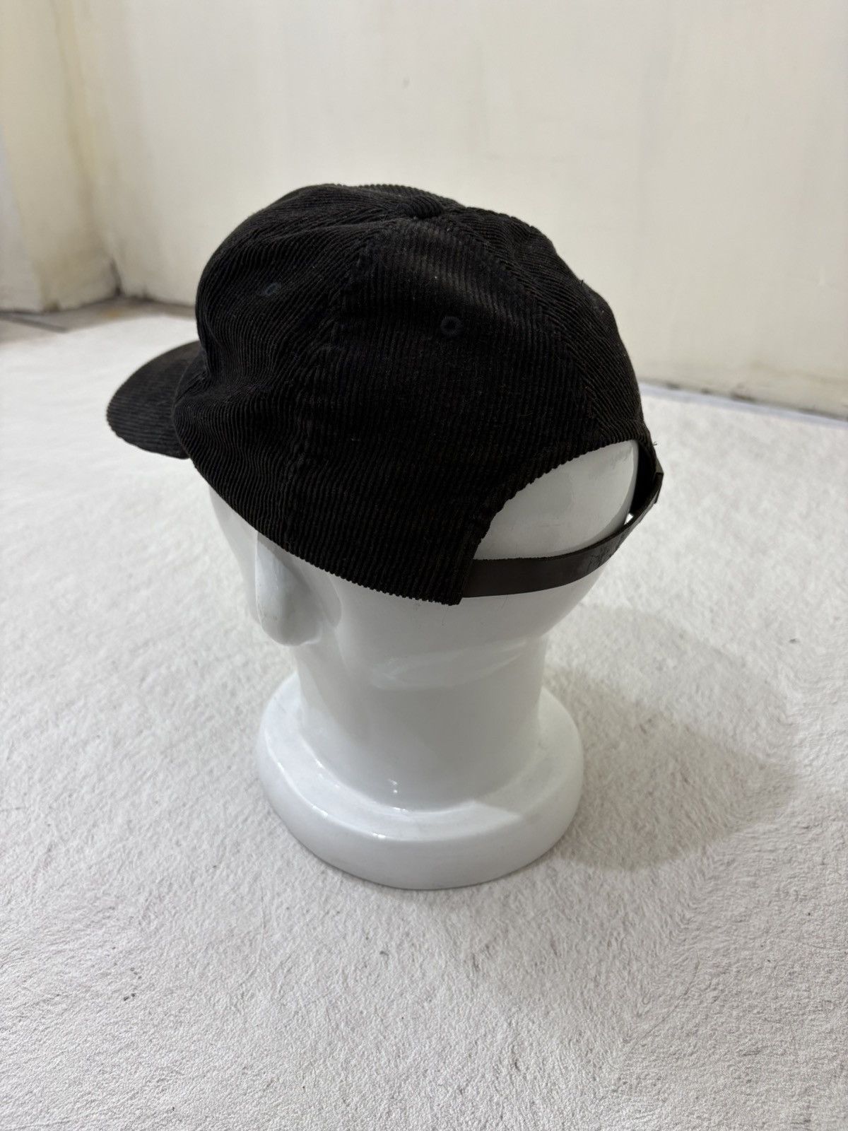 Obey Obey corduroy hat made in USA Size ONE SIZE - 4 Thumbnail