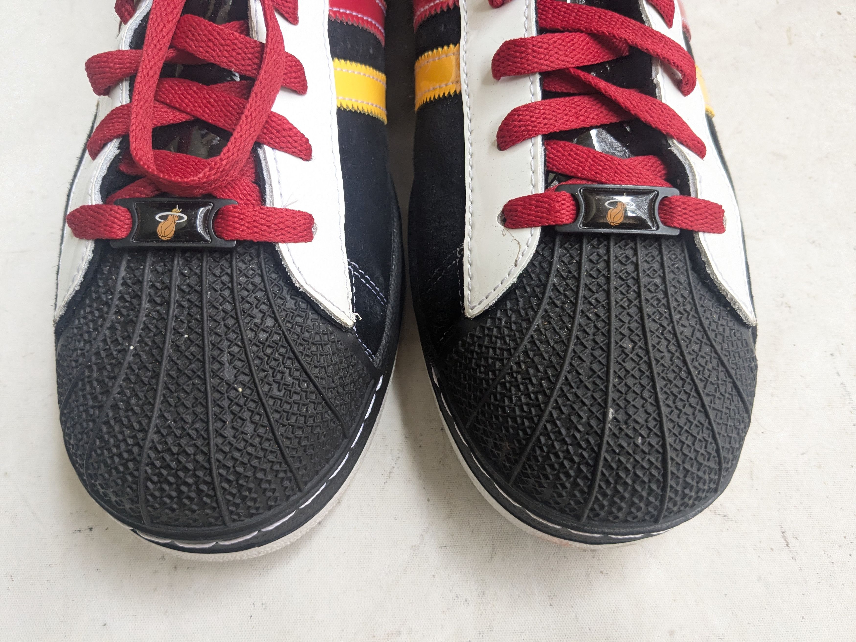 Adidas adidas Superstar NBA Series Miami Heat 014154 13 Black Red Size US 13 / EU 46 - 4 Thumbnail