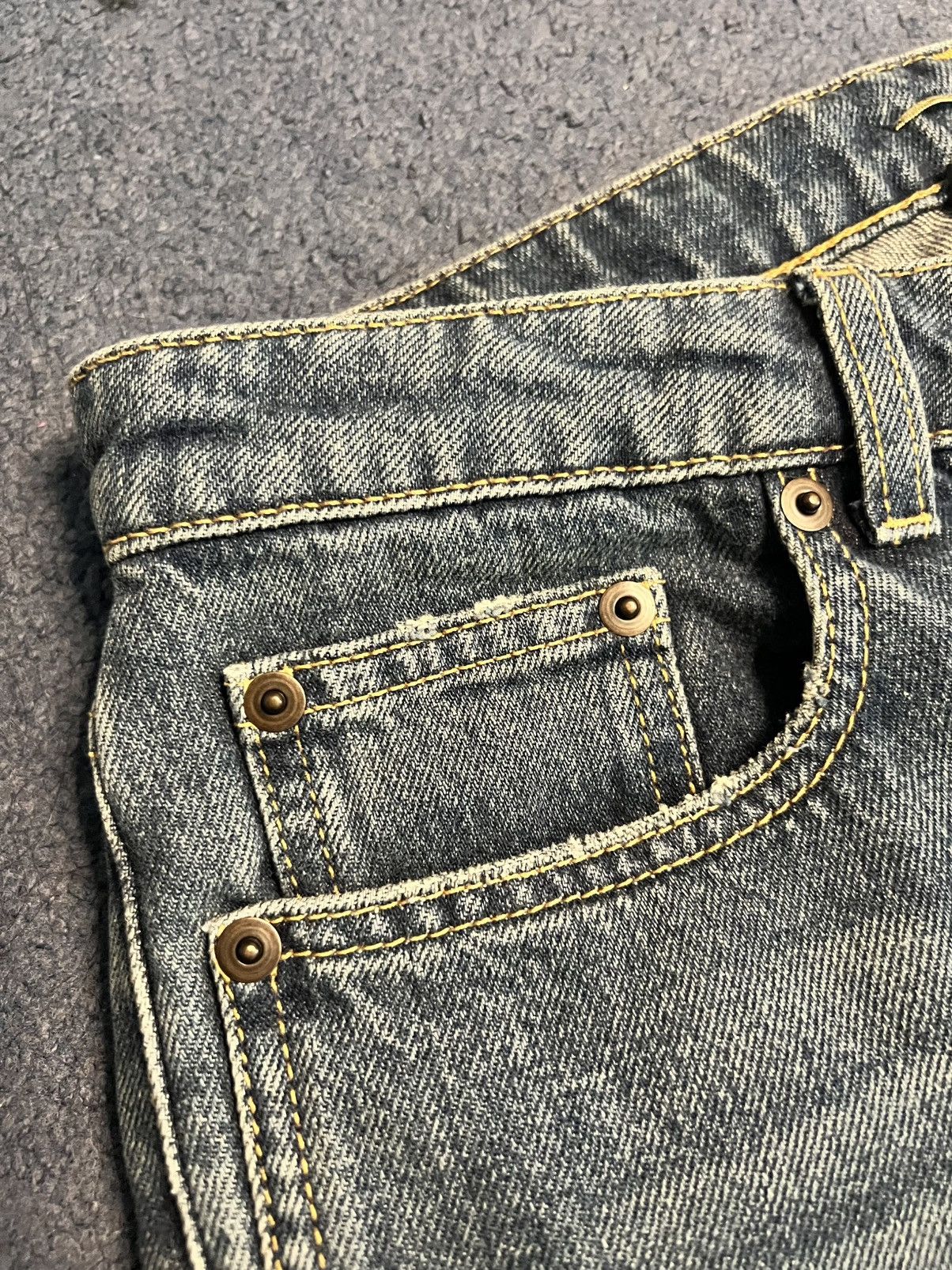 Saint Laurent Paris Saint Laurent D25 Bootcut Cropped Jeans Blue 27” NWOT Size 27" / US 4 / IT 40 - 8 Thumbnail