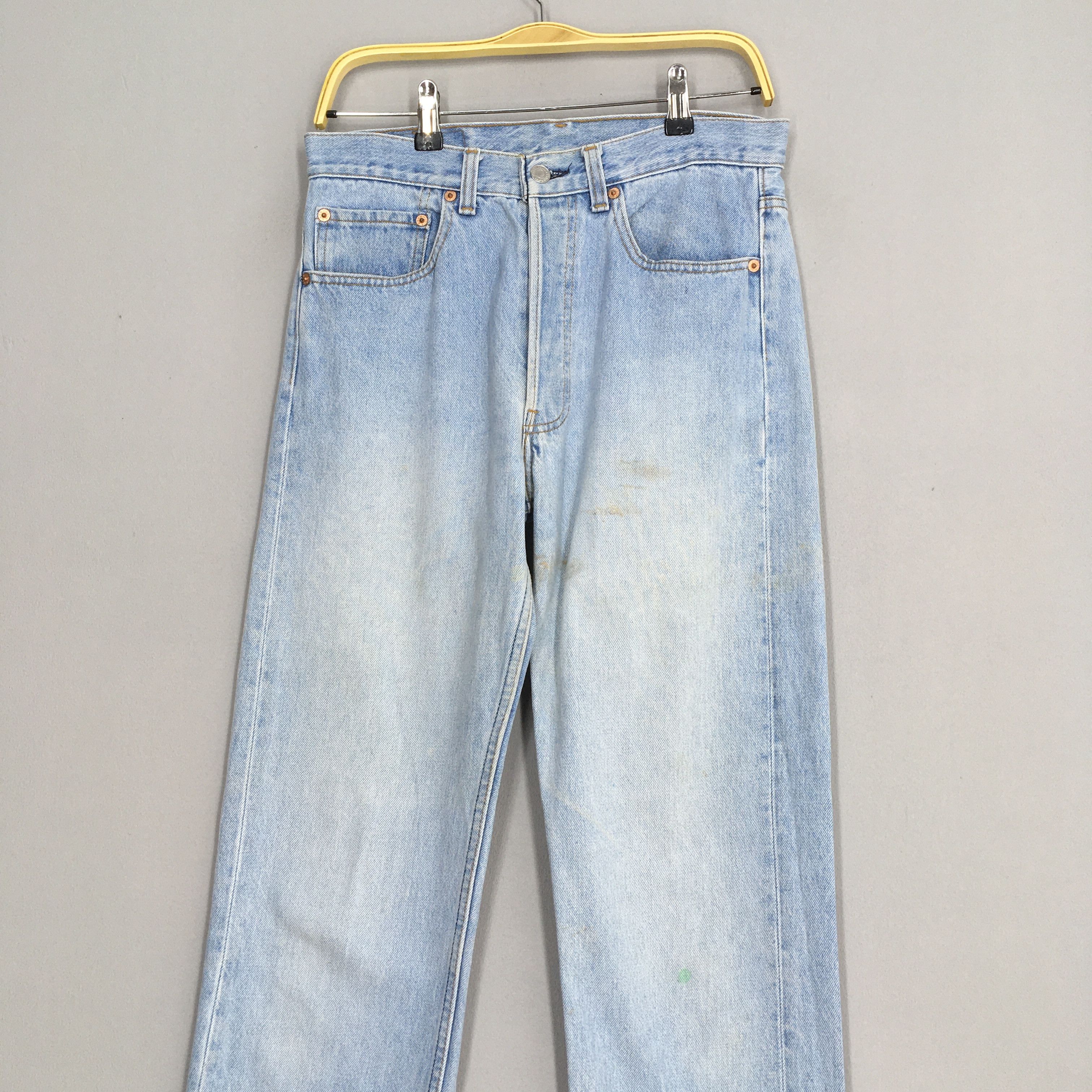 Levi's Size 30x33 Vintage Levi's 90s 501 Light Blue Jeans Size US 30 / EU 46 - 2 Thumbnail