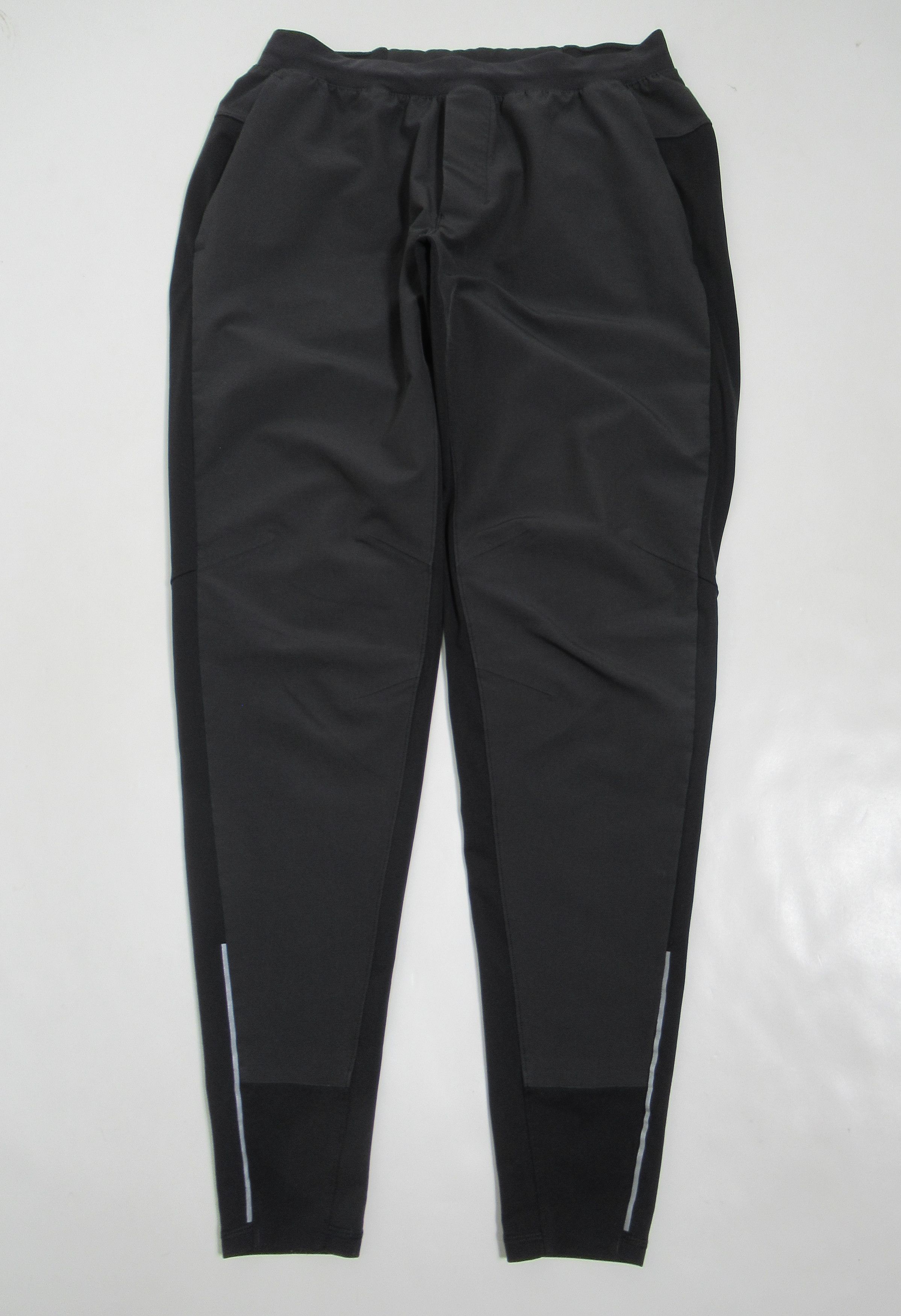 Lululemon Lululemon Men's Switch Up Pant Black Size S Wind-resistant Size US 30 / EU 46 - 1 Thumbnail