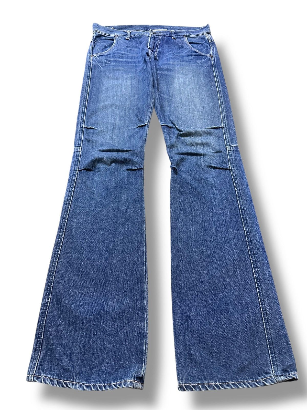 Japanese Brand Vintage Flare Jeans Style With Faded Wash Size US 32 / EU 48 - 1 Thumbnail