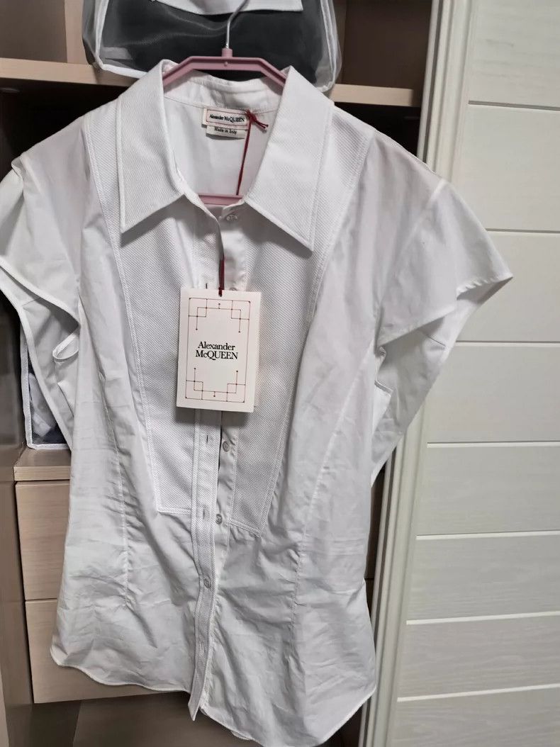Alexander McQueen Alexander McQUEEN size 44 Short sleeved shirt 2505-Nextarr Size L / US 10 / IT 46 - 2 Thumbnail