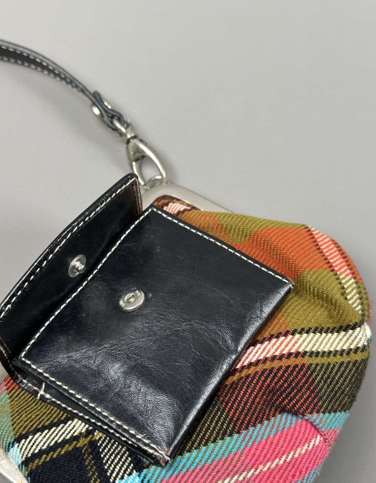 Vivienne Westwood Vivienne Westwood - Orb Logo Tartan Granny Clasp Purse Bag Size ONE SIZE - 5 Thumbnail
