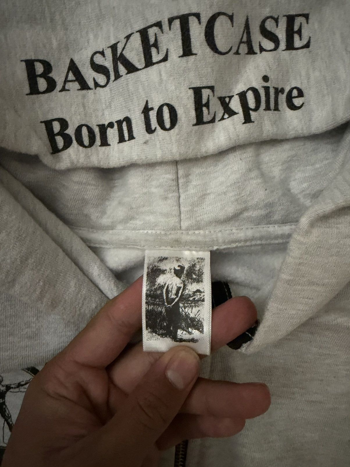 basketcase gallery Basketcase Gallery Born To Expire zip-up hoodie Size US XL / EU 56 / 4 - 3 Thumbnail