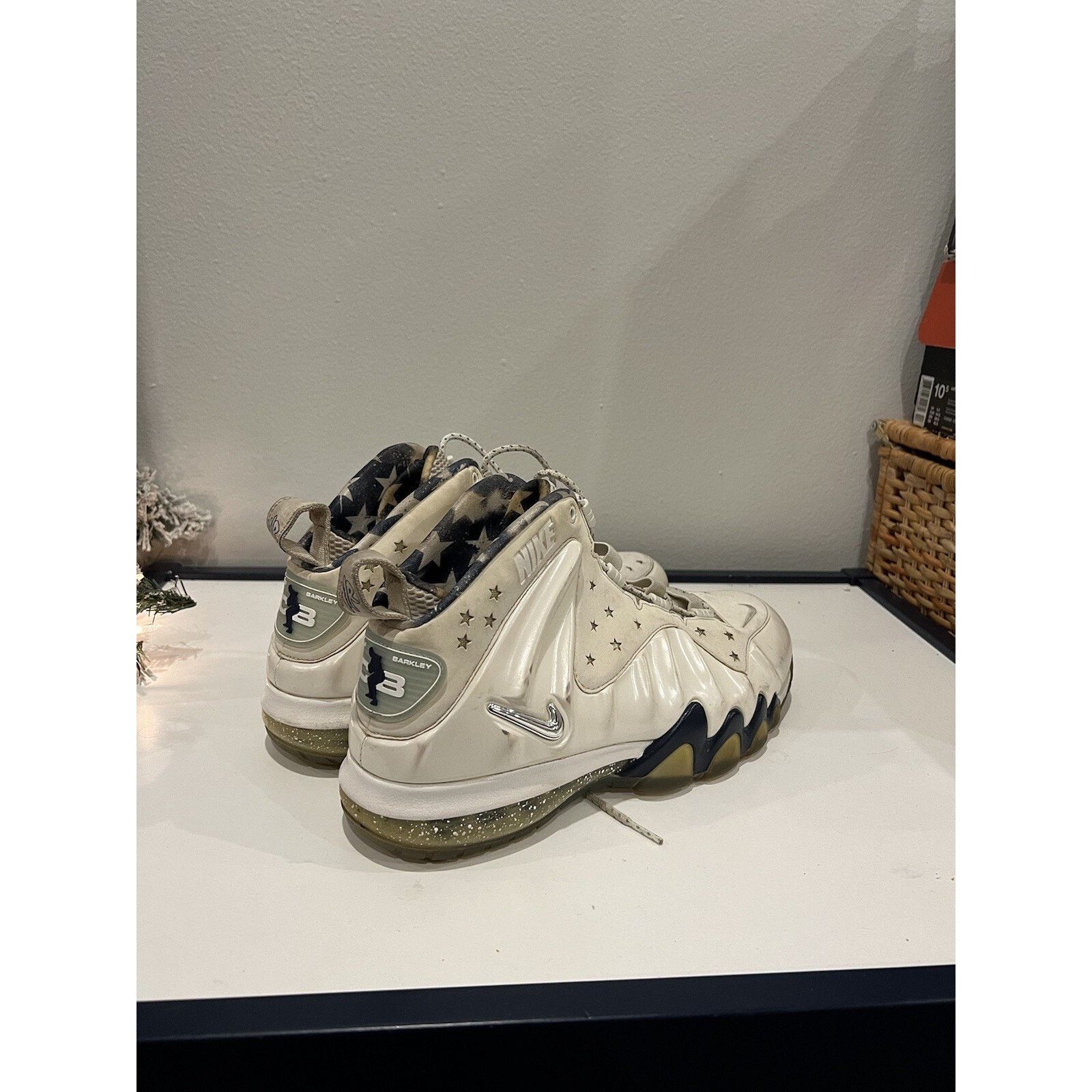 Nike Size 10.5 - Nike Barkley Posite Max USA Size US 10.5 / EU 43-44 - 3 Thumbnail