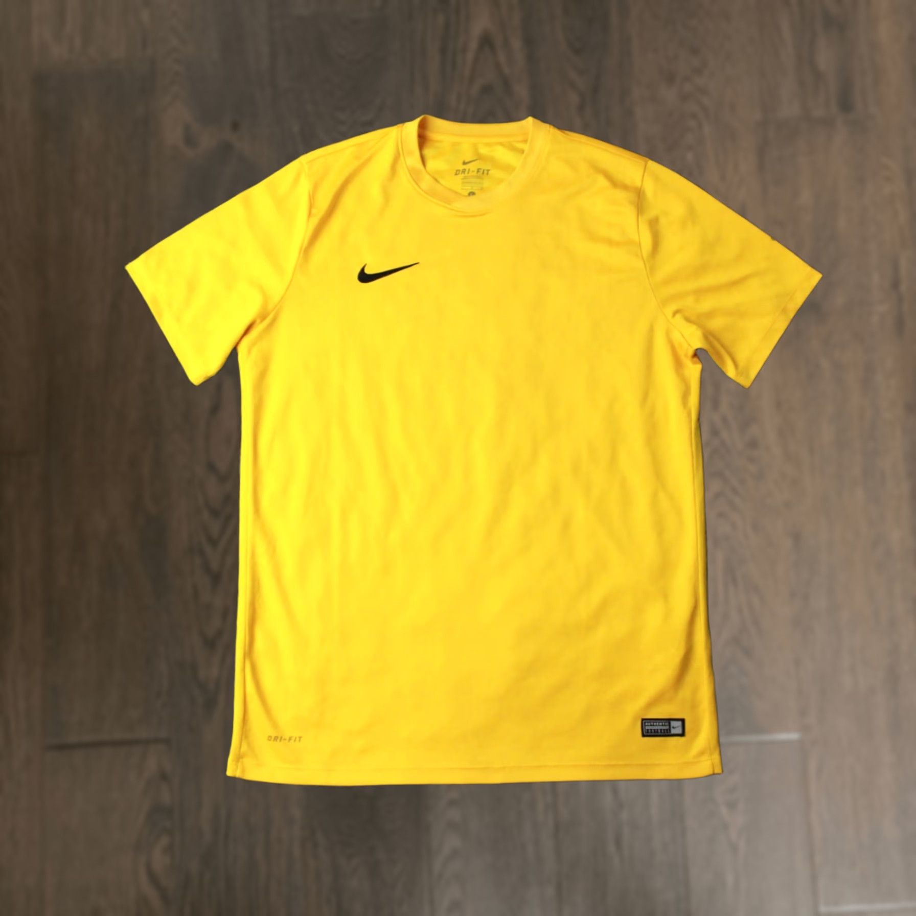 Nike Nike Dri-Fit Park Original 2016 Men Football Training Shirt Jersey Tee Size L Orange Shirt Mens Size US L / EU 52-54 / 3 - 1 Thumbnail