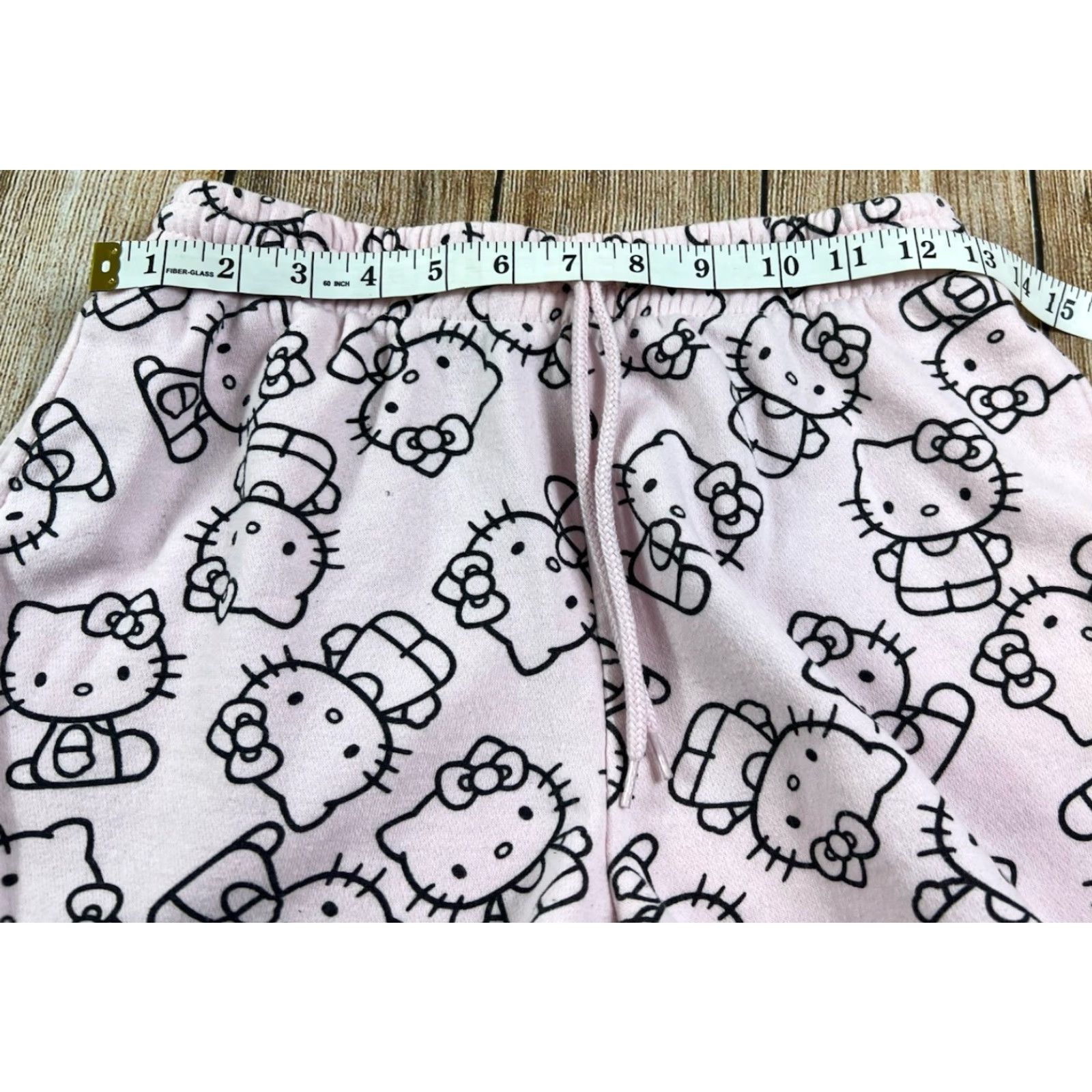 Vintage Sanrio Hello Kitty Pink Shorts Sweat Shorts Women's Small Cotton Polyester Drawstring Elastic Waist Activewear Casual Travel Size 28" / US 6 / IT 42 - 4 Thumbnail