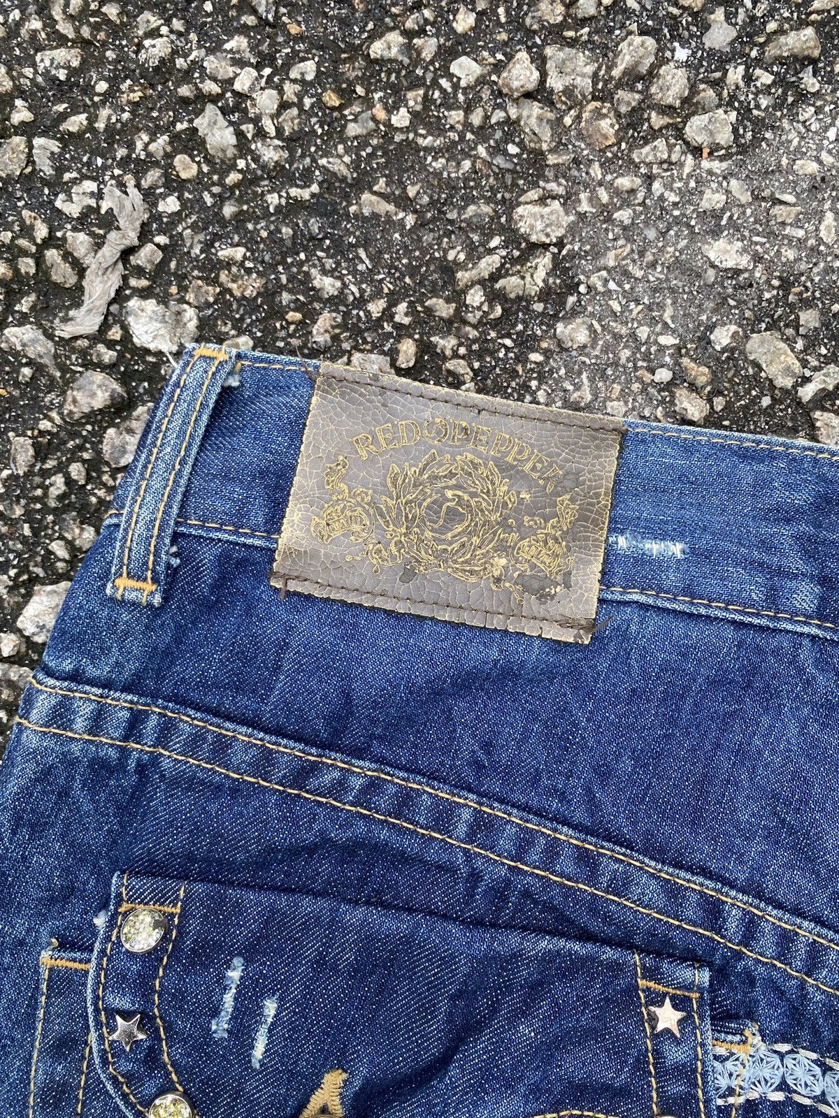 If Six Was Nine × Japanese Brand × Tornado Mart 1990s - Red Pepper Distressed Logo Design Denim Size US 32 / EU 48 - 14 Thumbnail