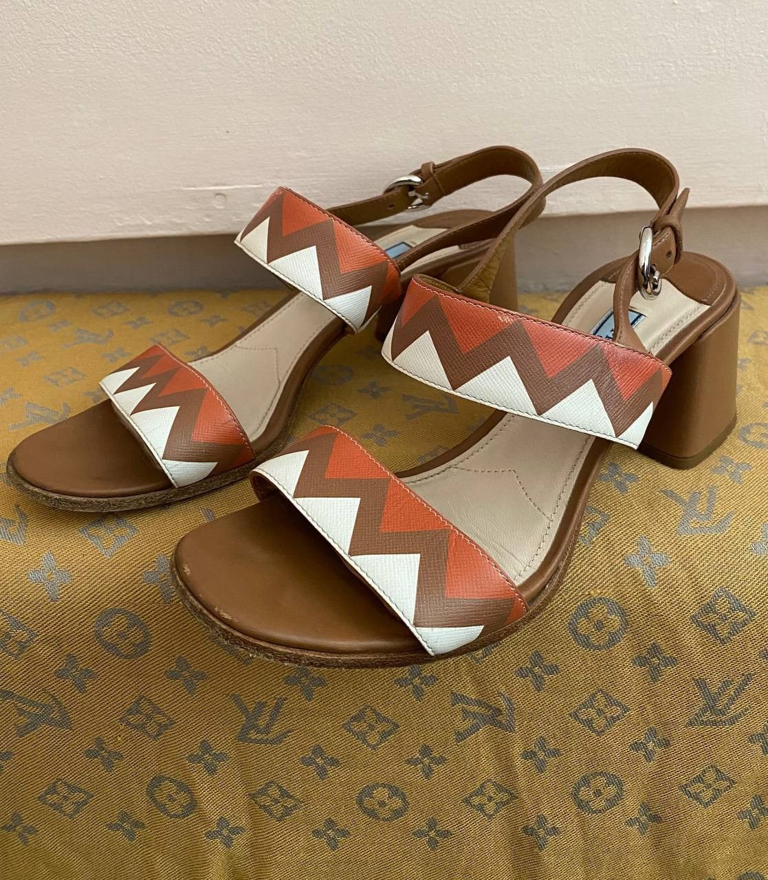 Prada RRP 690$ Prada Greca Slingback Block Heel Sandals Leather Size US 7.5 / IT 37.5 - 1 Thumbnail