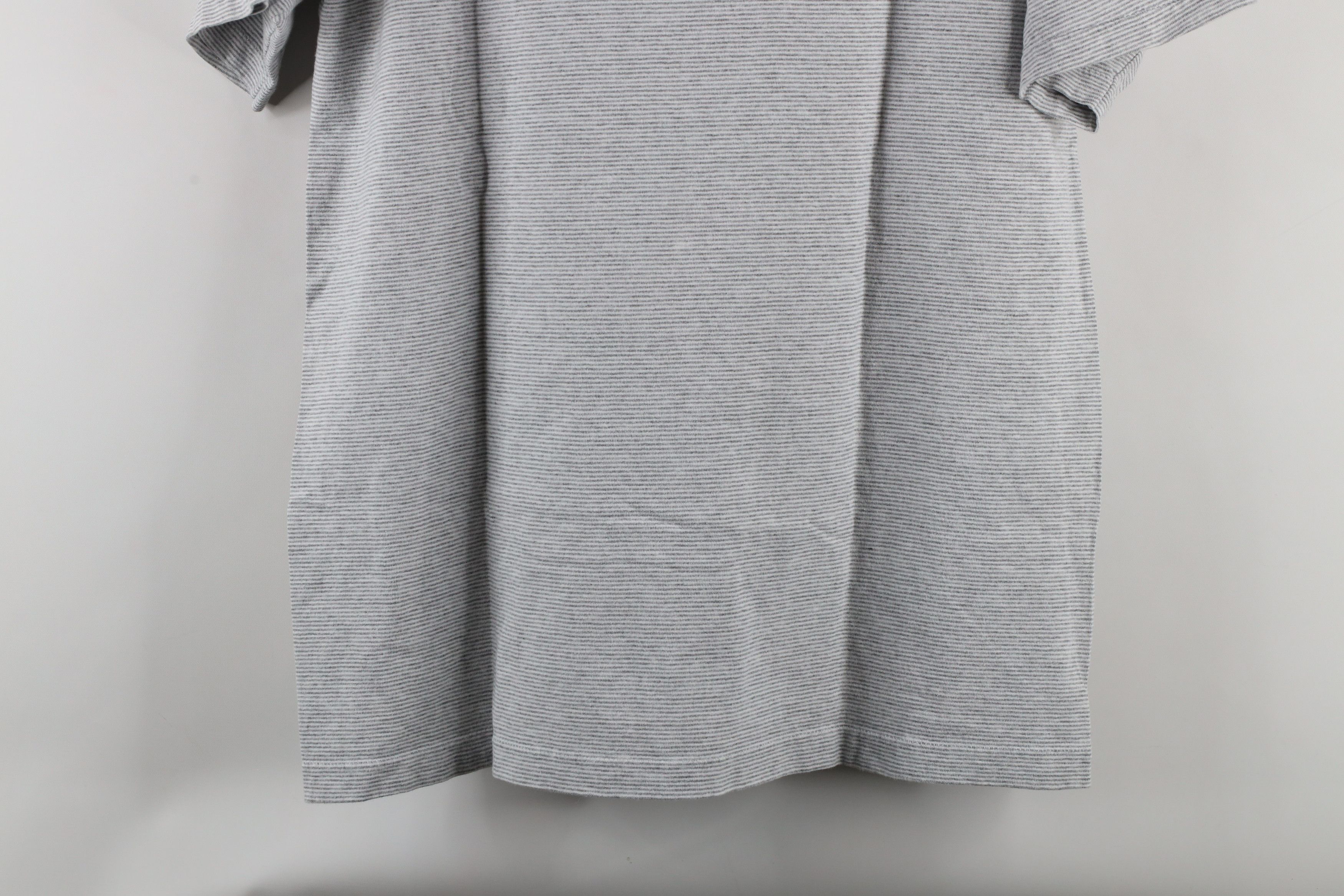 Vintage Vintage 90s Streetwear Antarctica Penguin T-Shirt USA Size US L / EU 52-54 / 3 - 8 Thumbnail