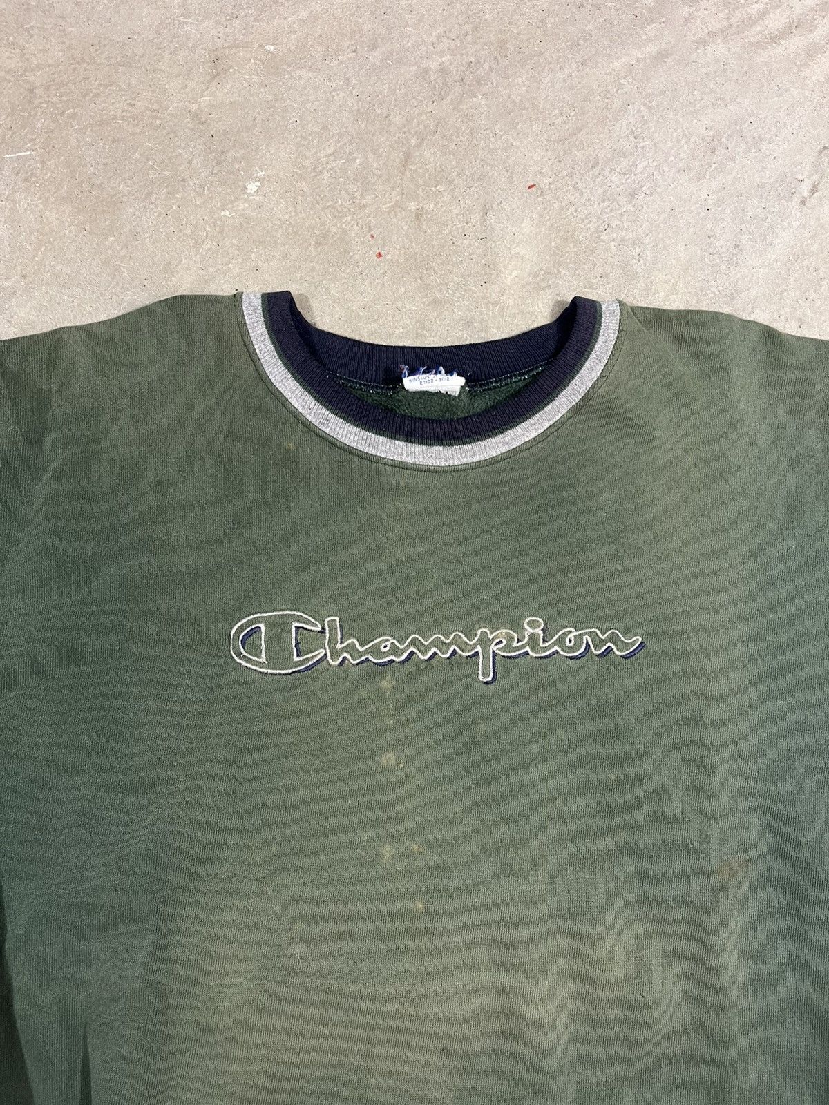 Champion Vintage 90s Champion Logo Crewneck Sweatshirt Faded Green Size US XL / EU 56 / 4 - 4 Thumbnail