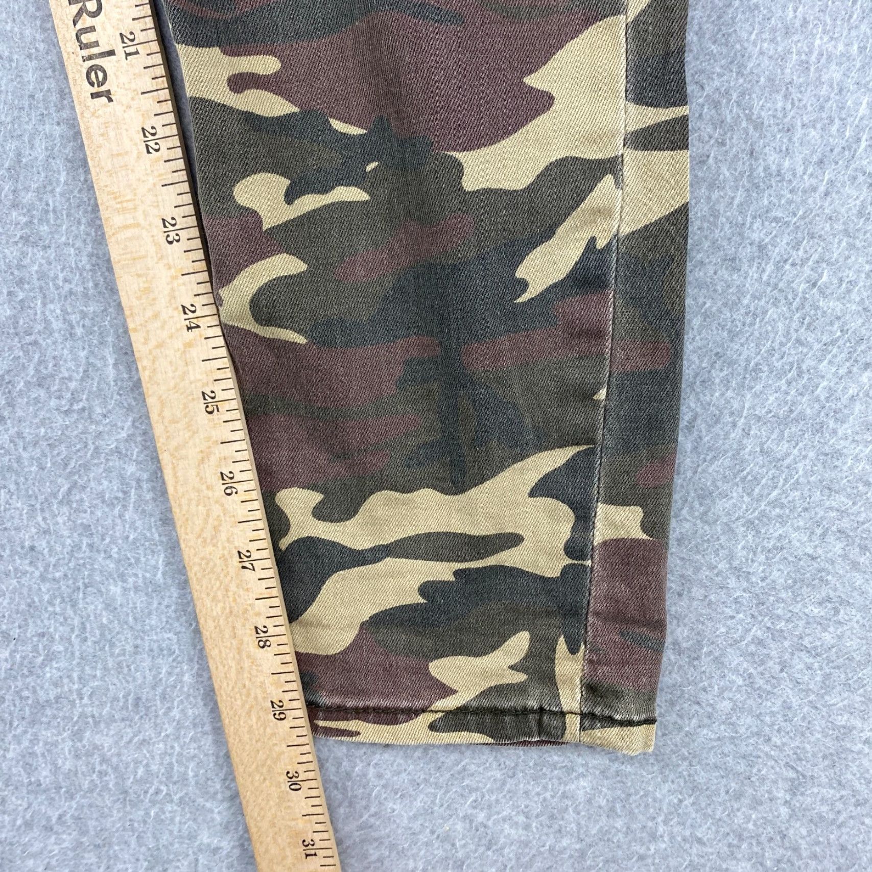 Vintage KUT from the Kloth Mia Toothpick Skinny Jeans Size 4 Womens Camouflage Ankle Stretch Denim 30in Inseam Size 27" / US 4 / IT 40 - 7 Thumbnail