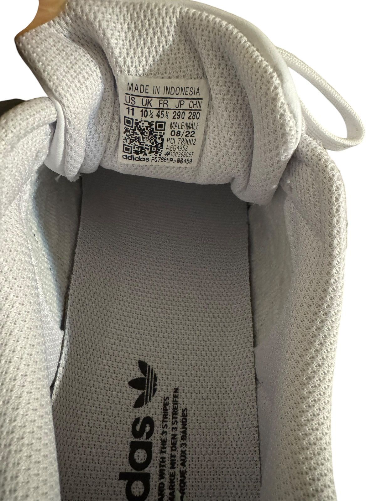 Adidas Adidas superstar Size US 11 / EU 44 - 3 Thumbnail