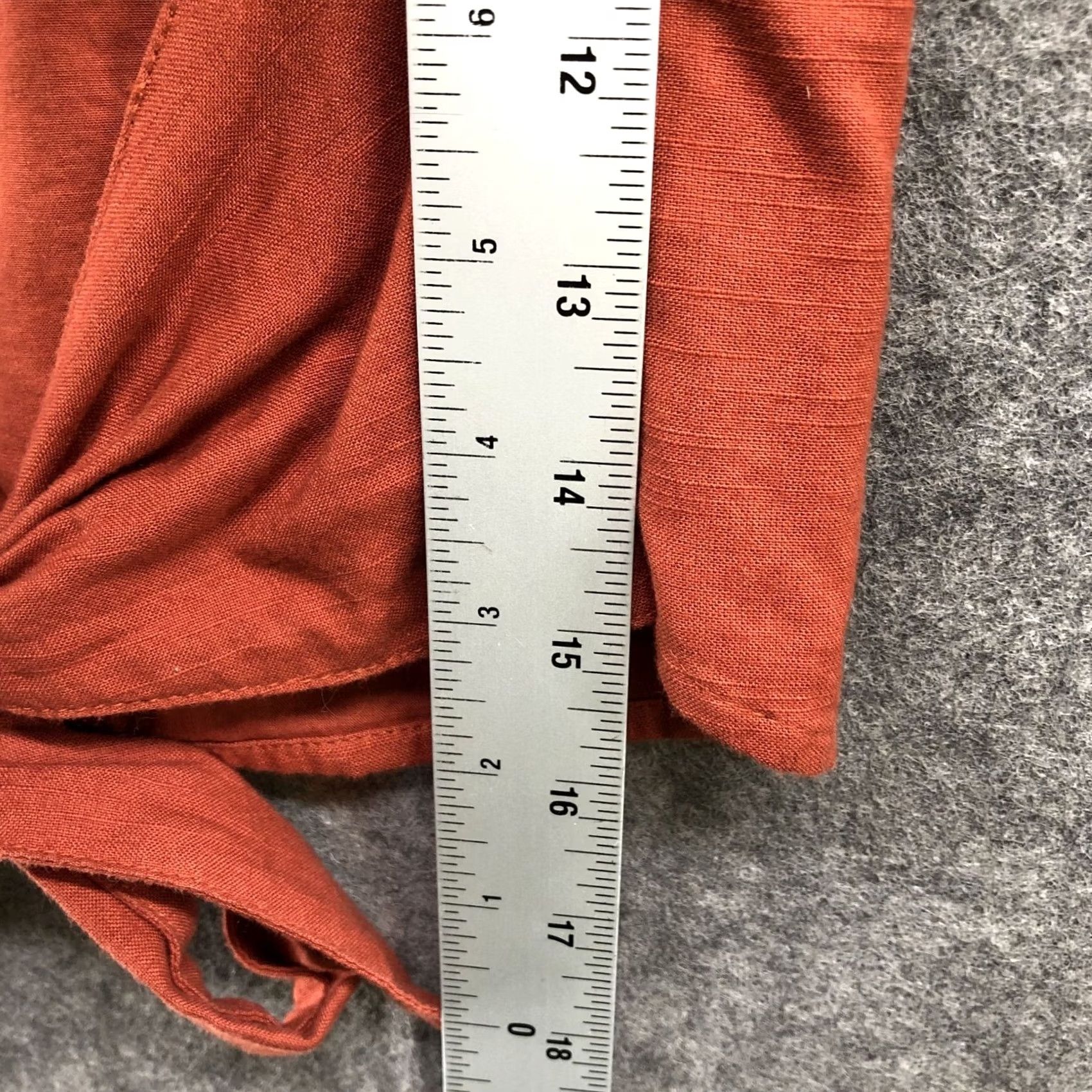 Abercrombie & Fitch Abercrombie & Fitch Puff Sleeve Blouse Womens XXS Tan Brown V-Neck Tie Open Back Short Sleeve Cropped Knit Cotton Casual Modern Size XXS / US 00 / IT 34 - 5 Thumbnail