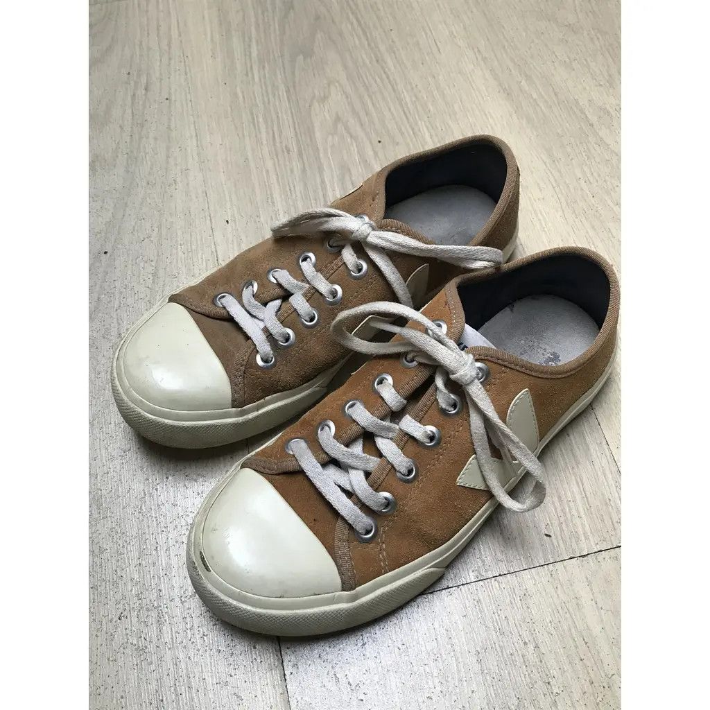 Veja Veja Taua Suede Sneakers — Camel Size US 8 / IT 38 - 1 Thumbnail