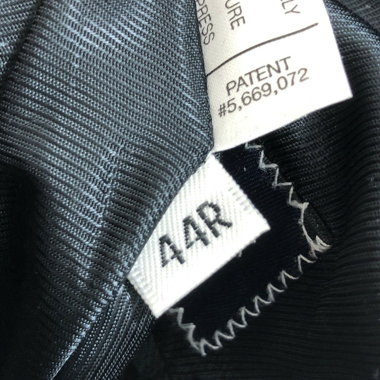 Daniel Cremieux Daniel Cremieux Size 44R Loro Piana Navy Pinstripe Blazer Size 44R - 7 Thumbnail