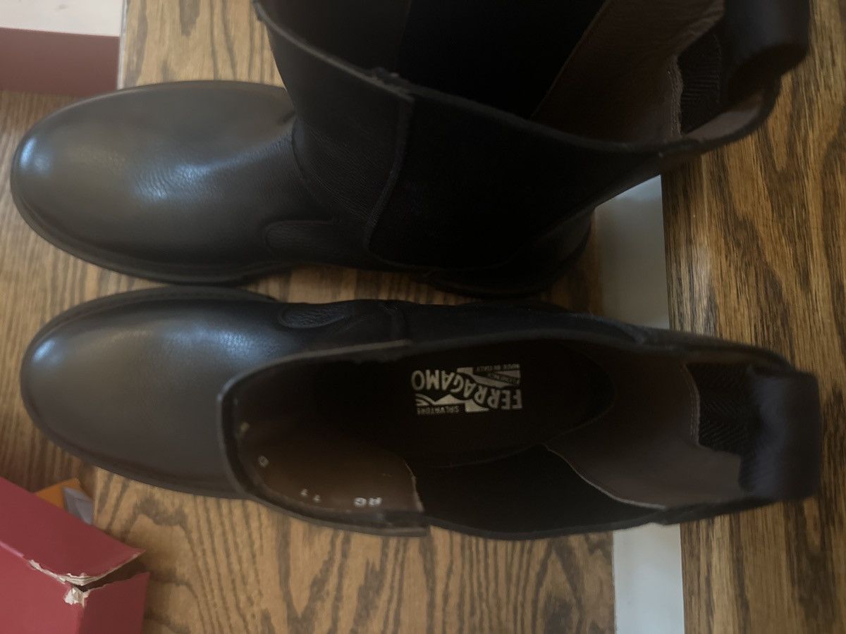 Salvatore Ferragamo Salvatore Ferragamo Chelsea Boots (men’s 11) Size US 11 / EU 44 - 2 Thumbnail