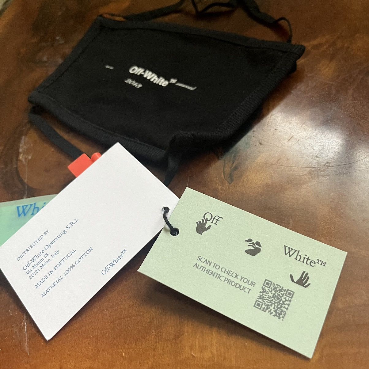 Off-White Helvetica Logo Mask Size ONE SIZE - 4 Thumbnail