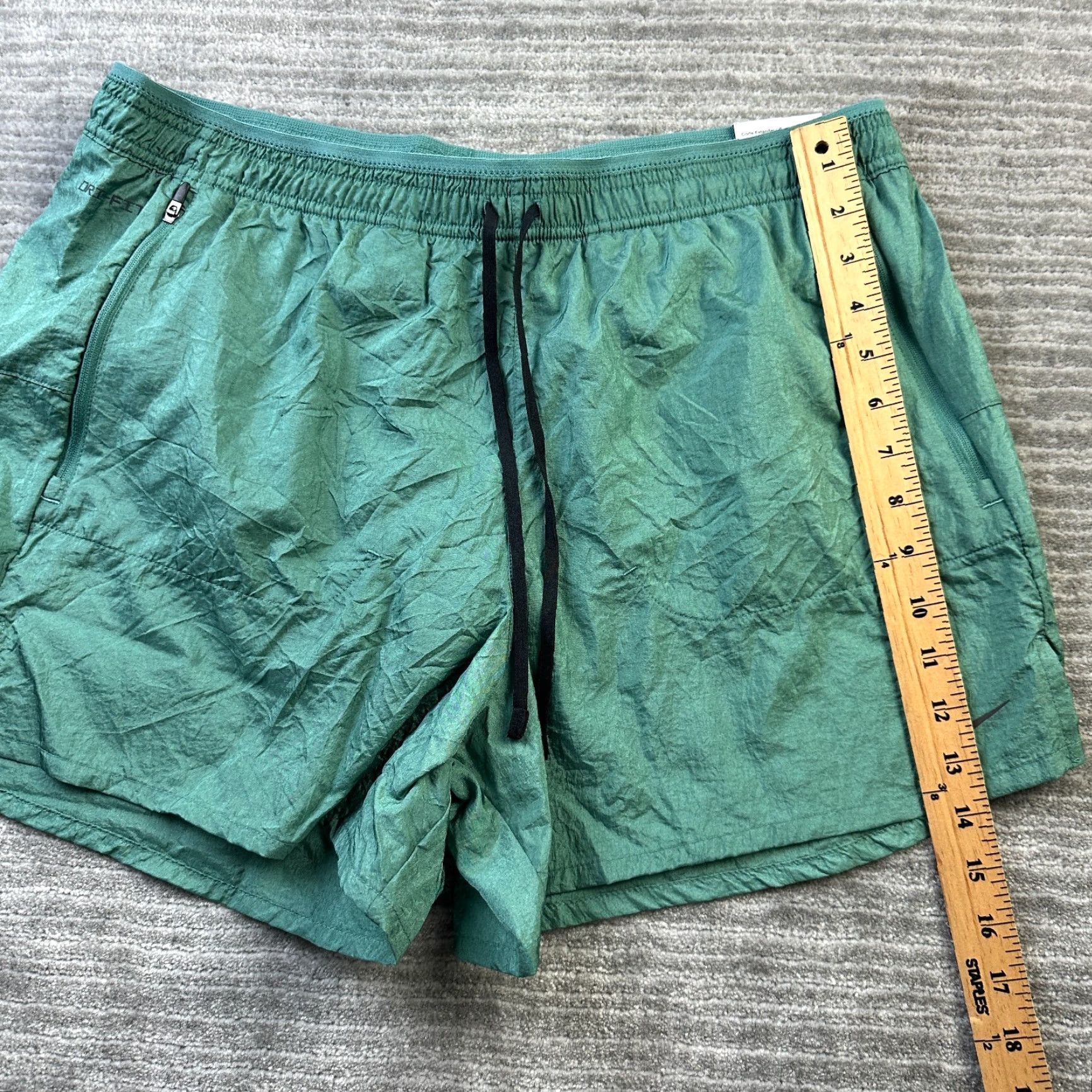 Nike Nike Shorts Mens XL Green 5" Running Division Flex Brief Lined Hybrid Drawstring Pockets Size US 36 / EU 52 - 8 Thumbnail