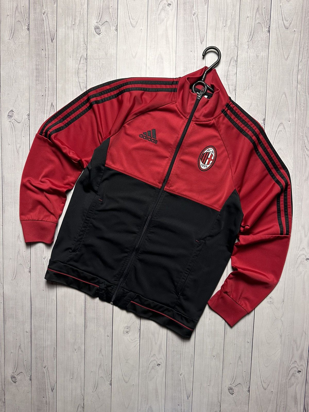 Vintage Vintage adidas AC Milan soccer track jacket size M Size US M / EU 48-50 / 2 - 1 Thumbnail